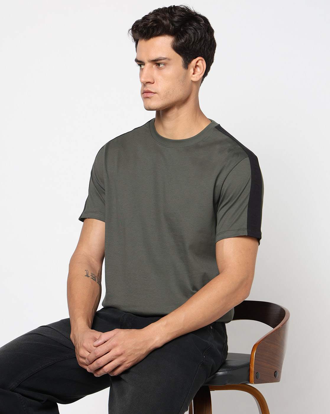 Logo tape Regular Fit T-SHIRT