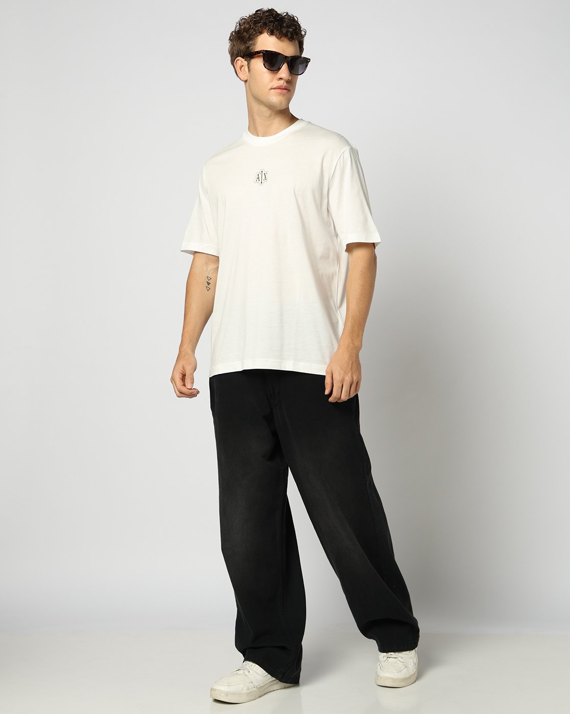 Armanish Regular + Fit T-SHIRT