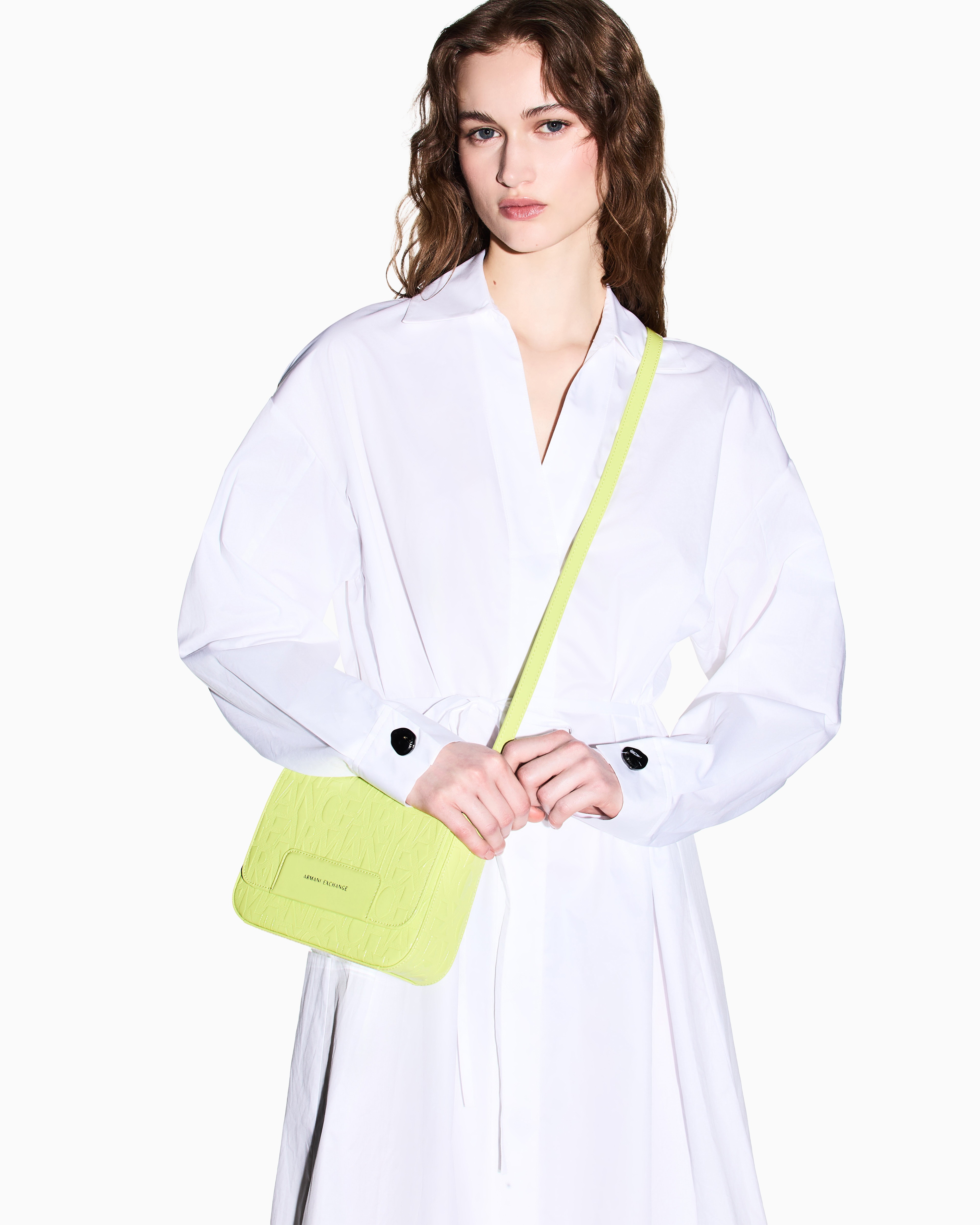 Liz Patent MESSENGER BAG