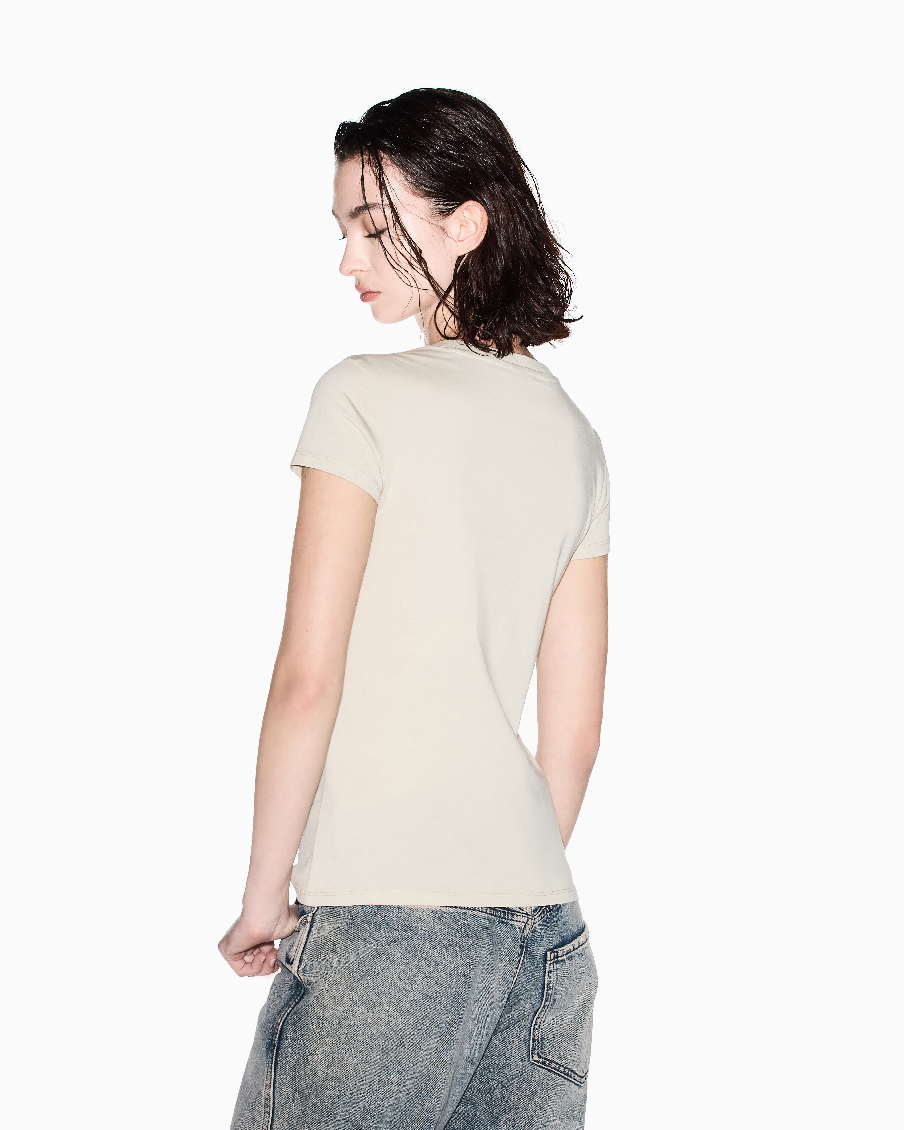 Basics Slim Fit T-SHIRT