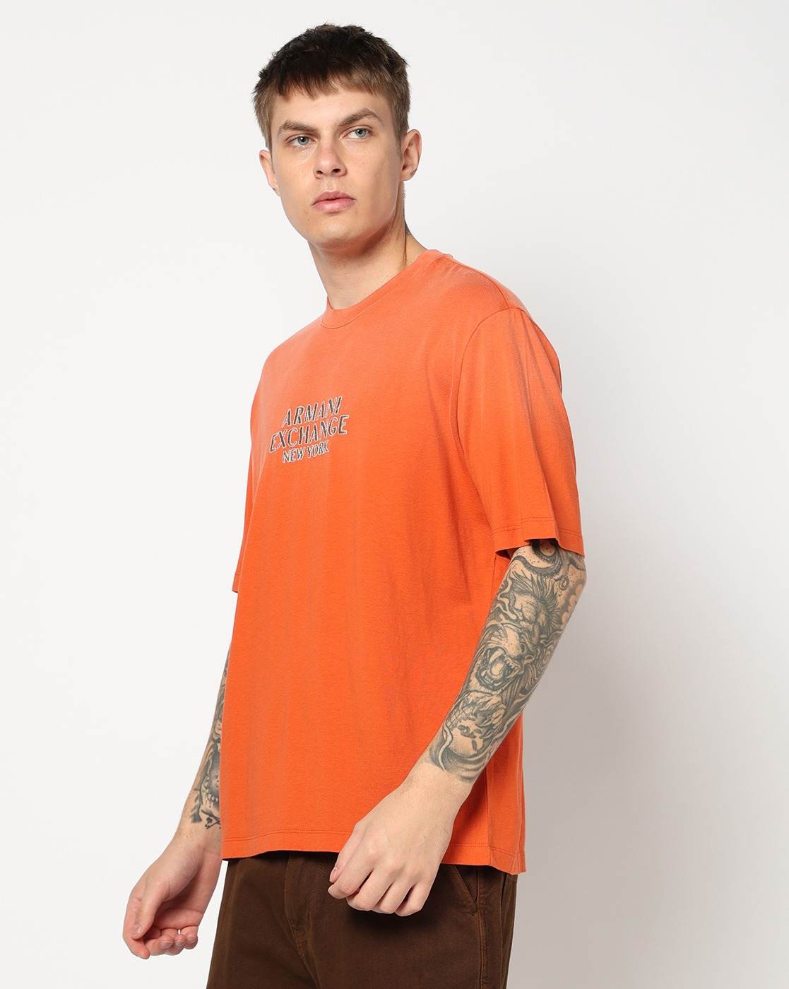 Typographic Logo Regular + Fit T-SHIRT