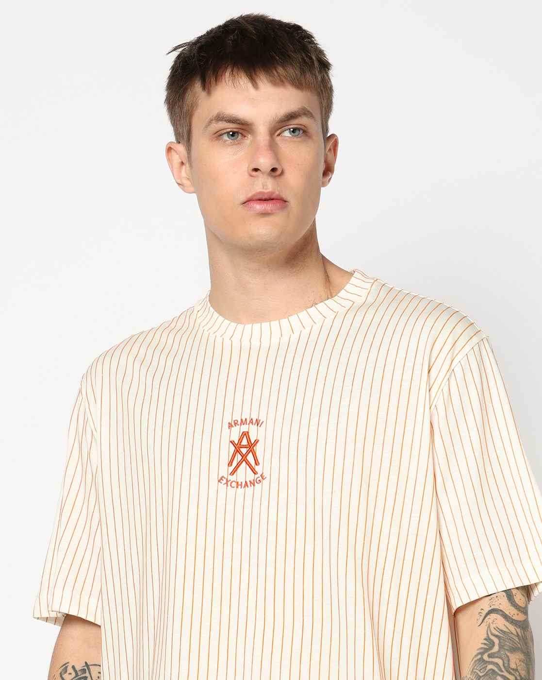Seasonal Logo Regular + Fit T-SHIRT