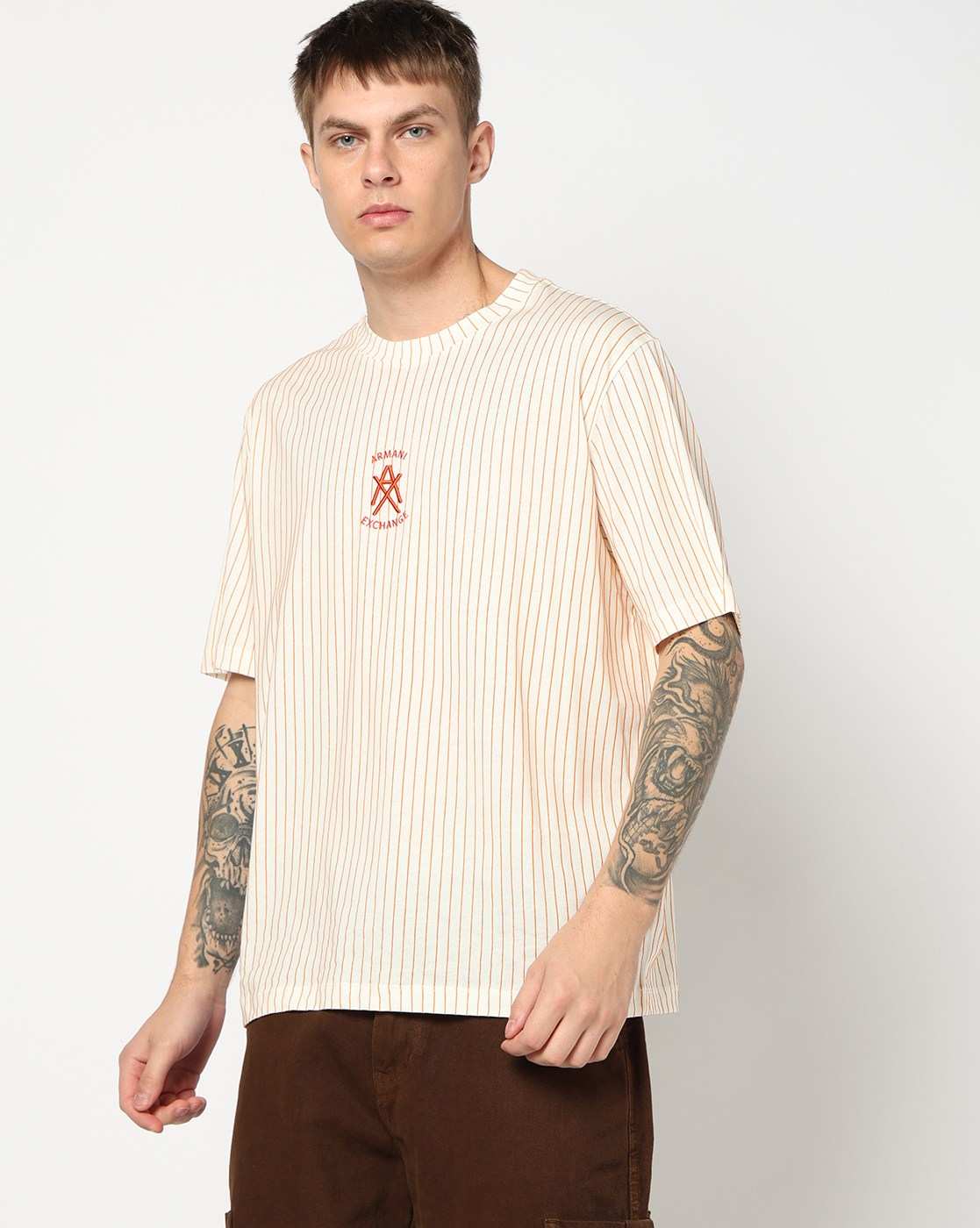Seasonal Logo Regular + Fit T-SHIRT