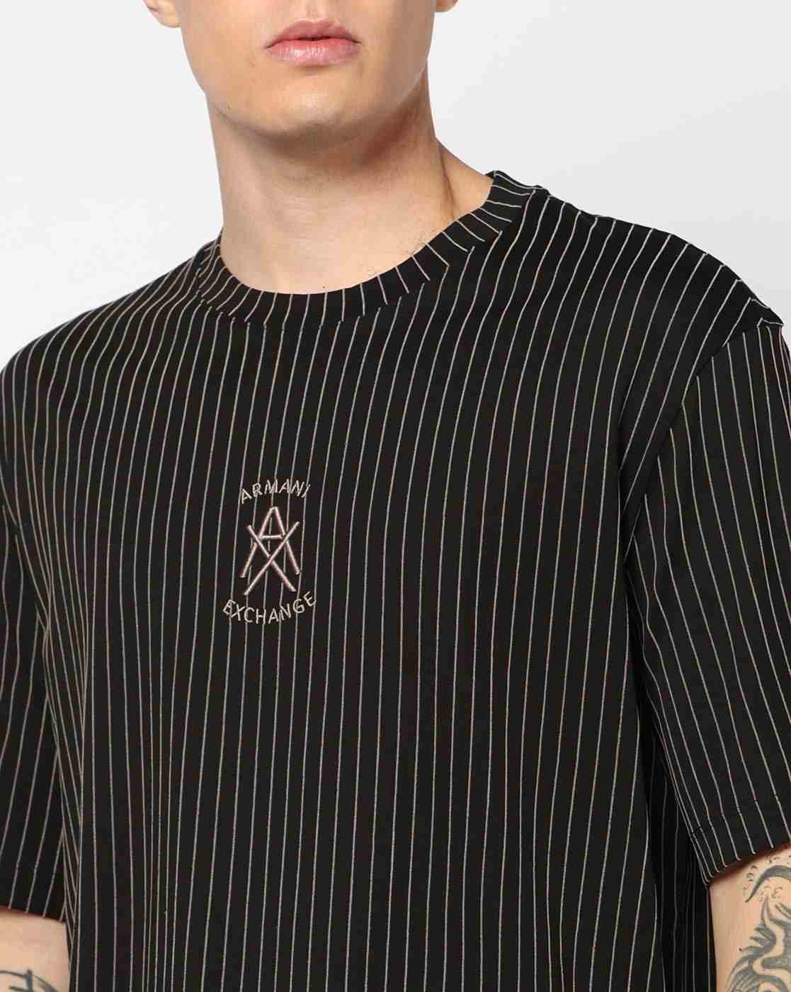 Seasonal Logo Regular + Fit T-SHIRT
