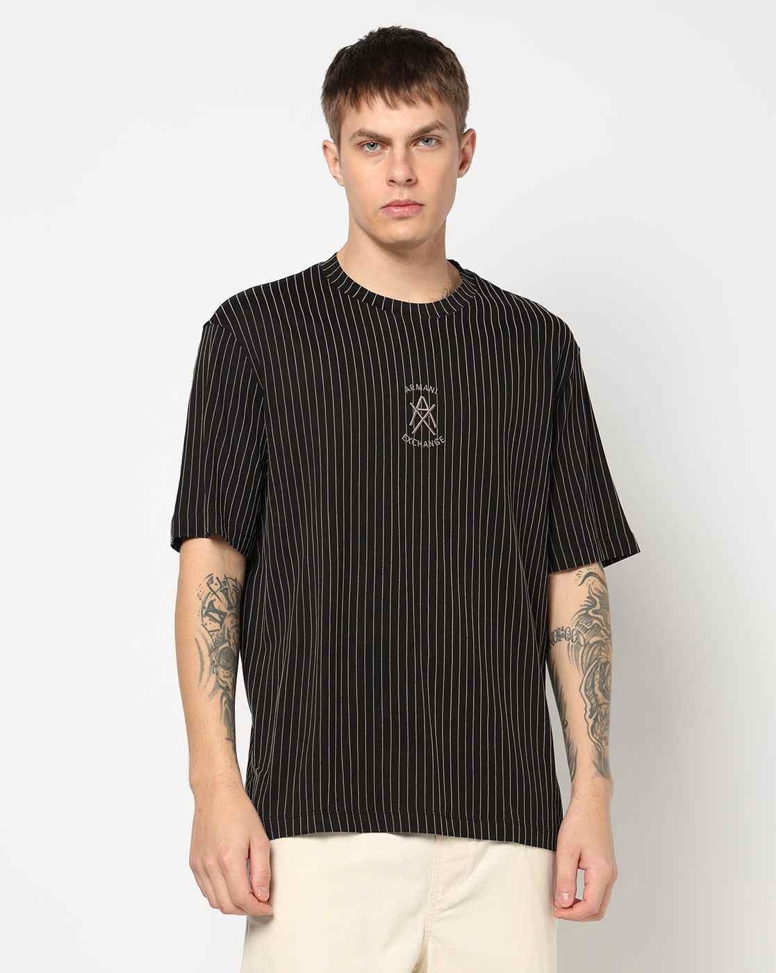 Seasonal Logo Regular + Fit T-SHIRT