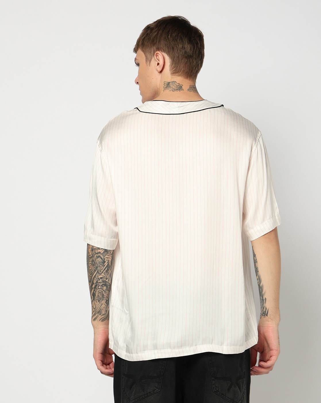 Seasonal Logo Relaxed Fit SHIRT