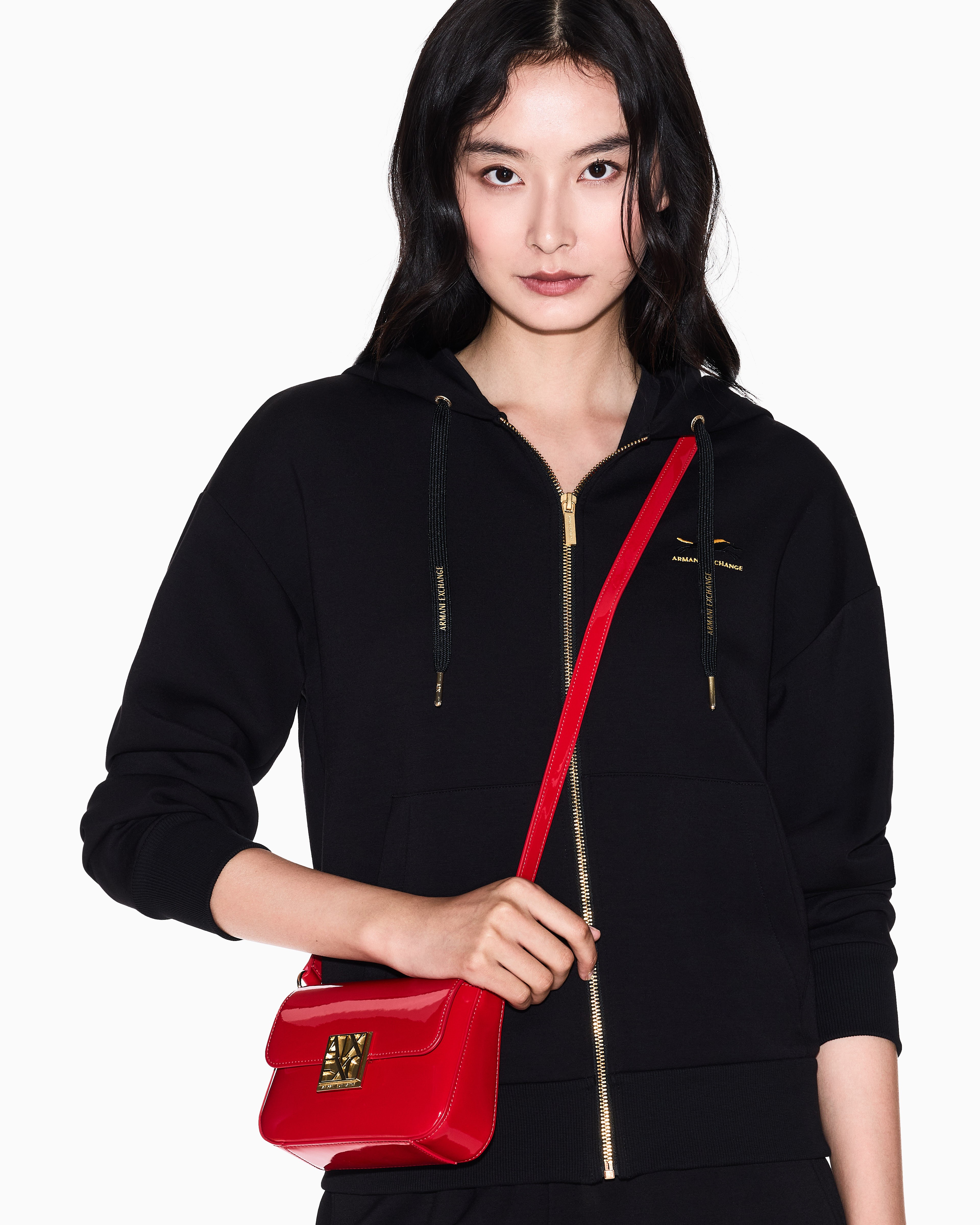 Amy Patent MESSENGER BAG
