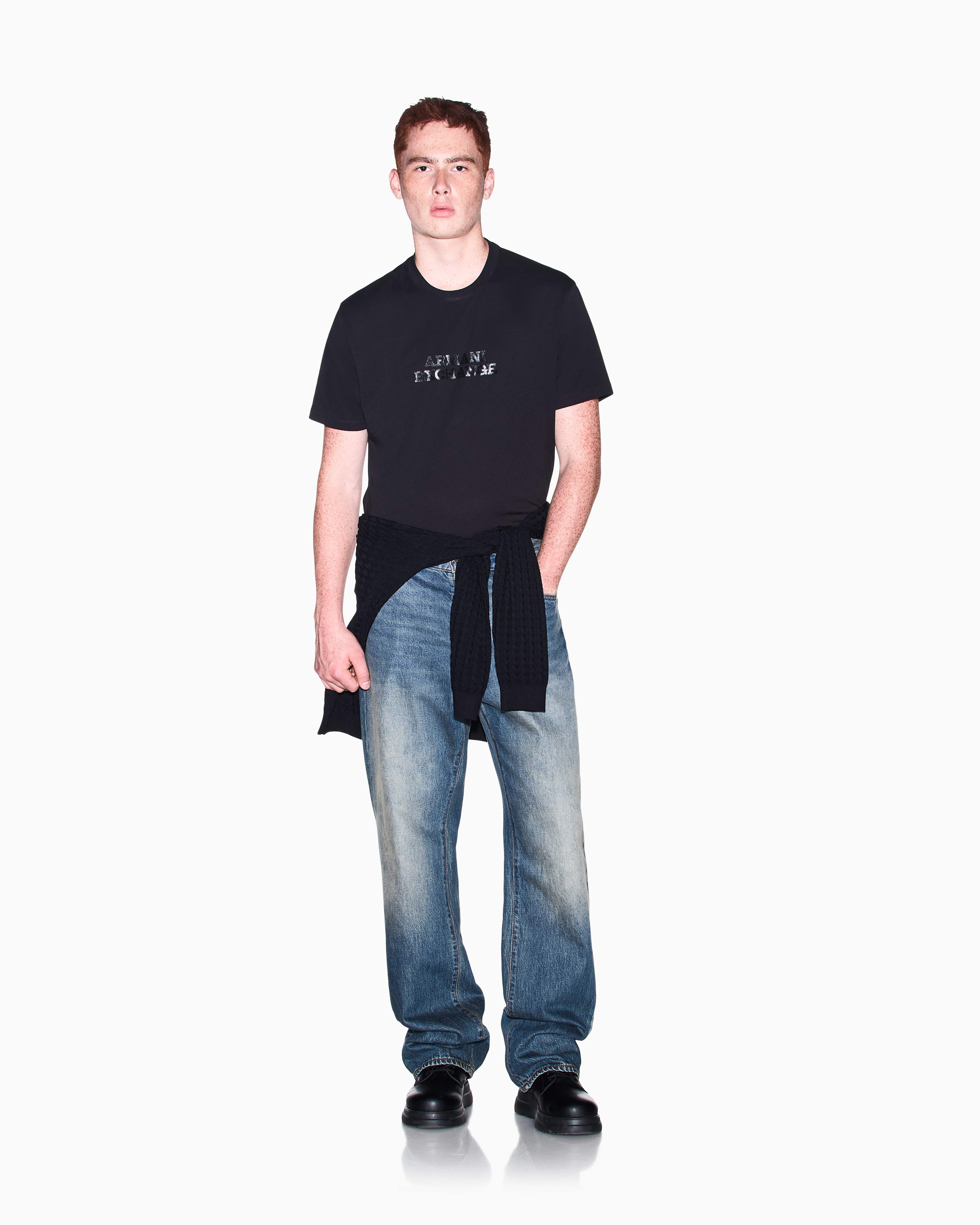 Men's Black D02 T-Shirt