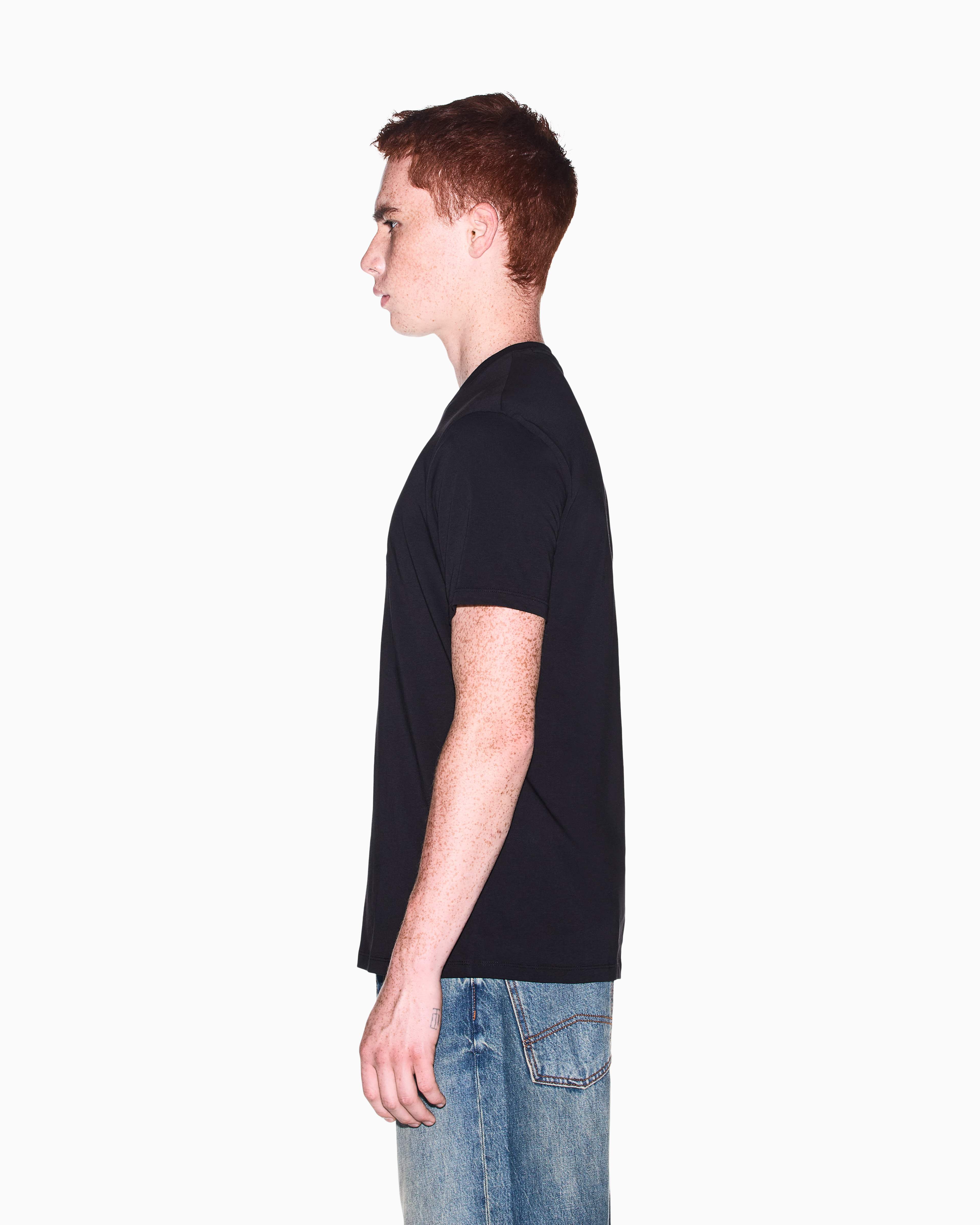 Men's Black D02 T-Shirt