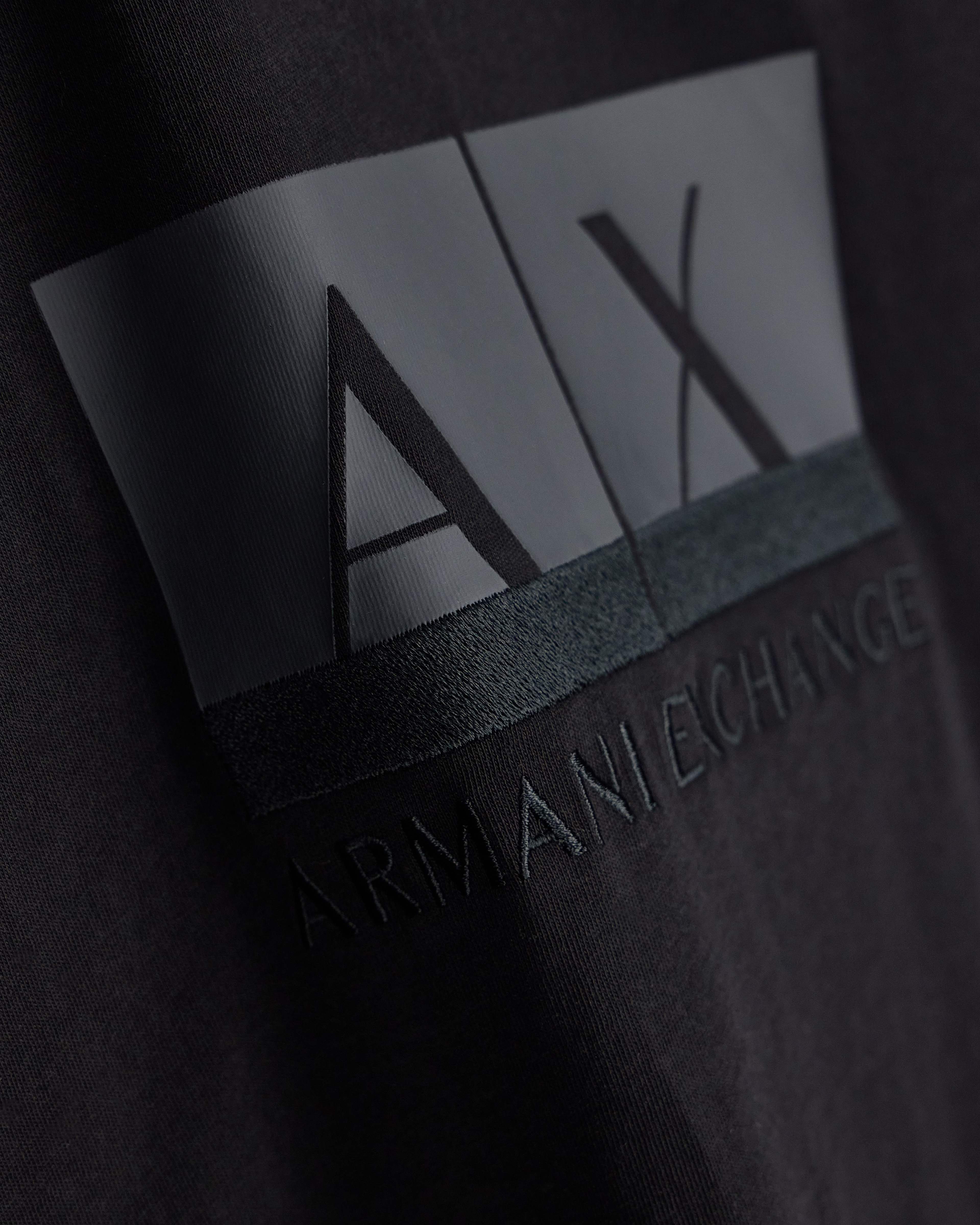 Men's Black D02 T-Shirt