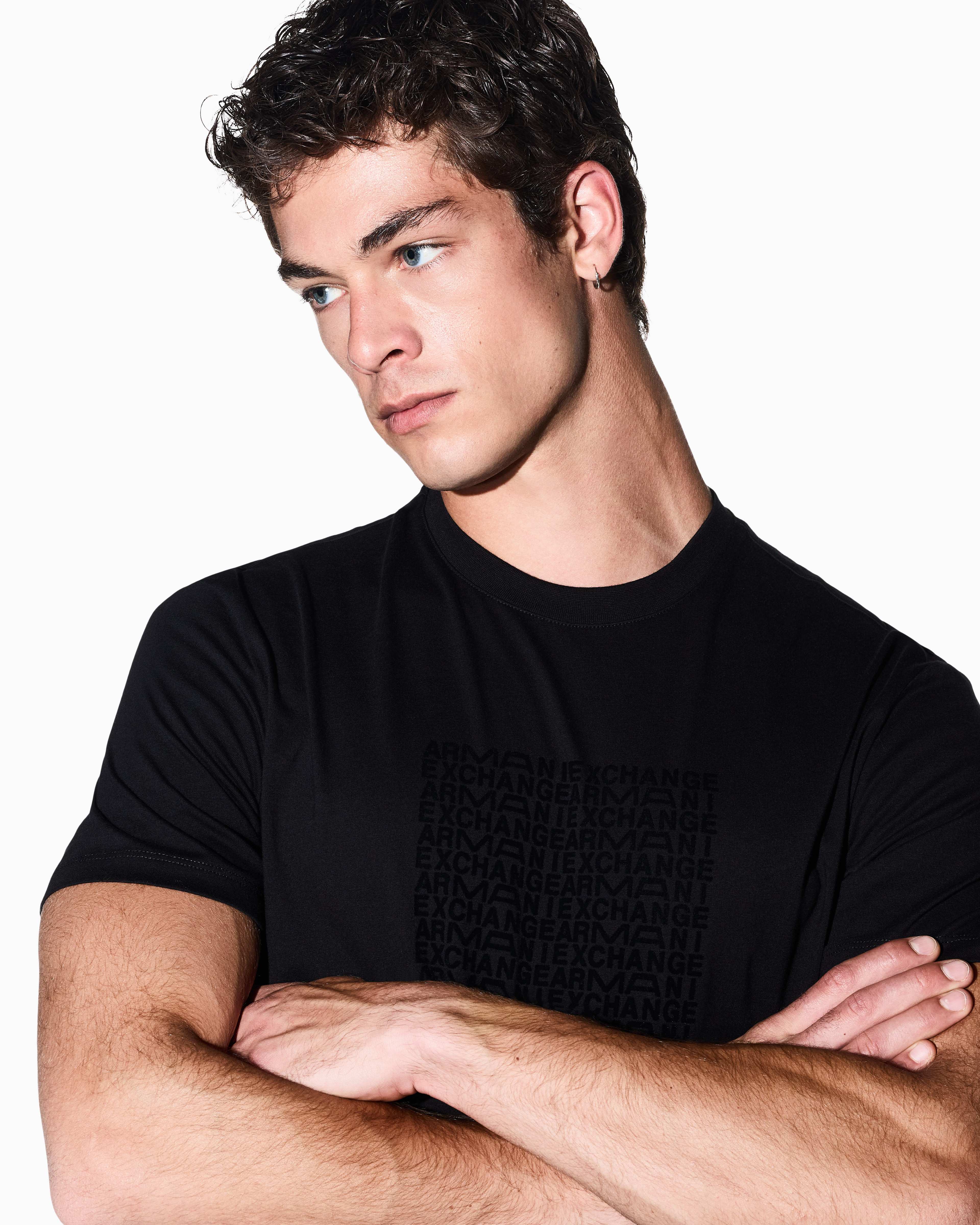 Men's Black D01 T-Shirt