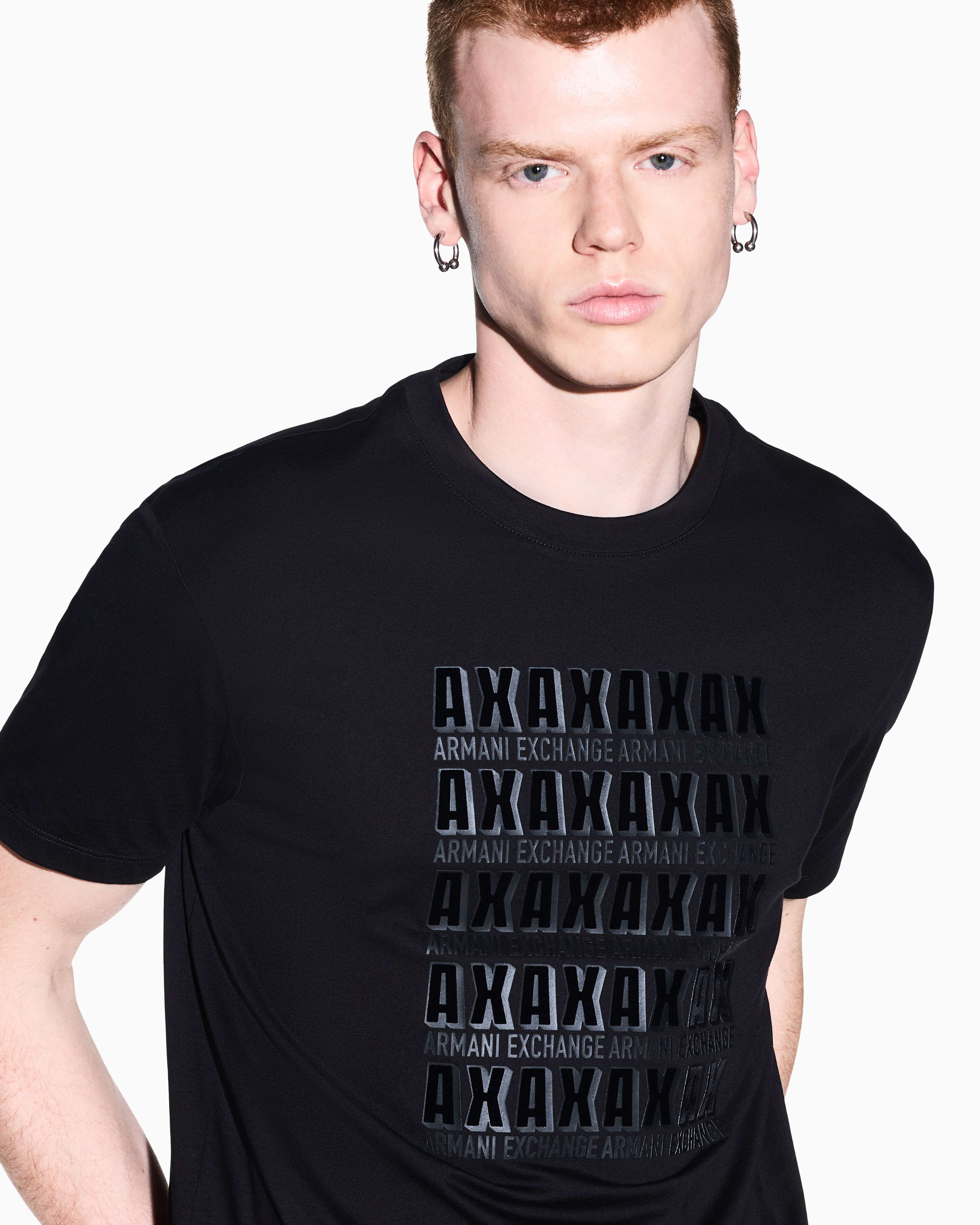 Men's Black D01 T-Shirt