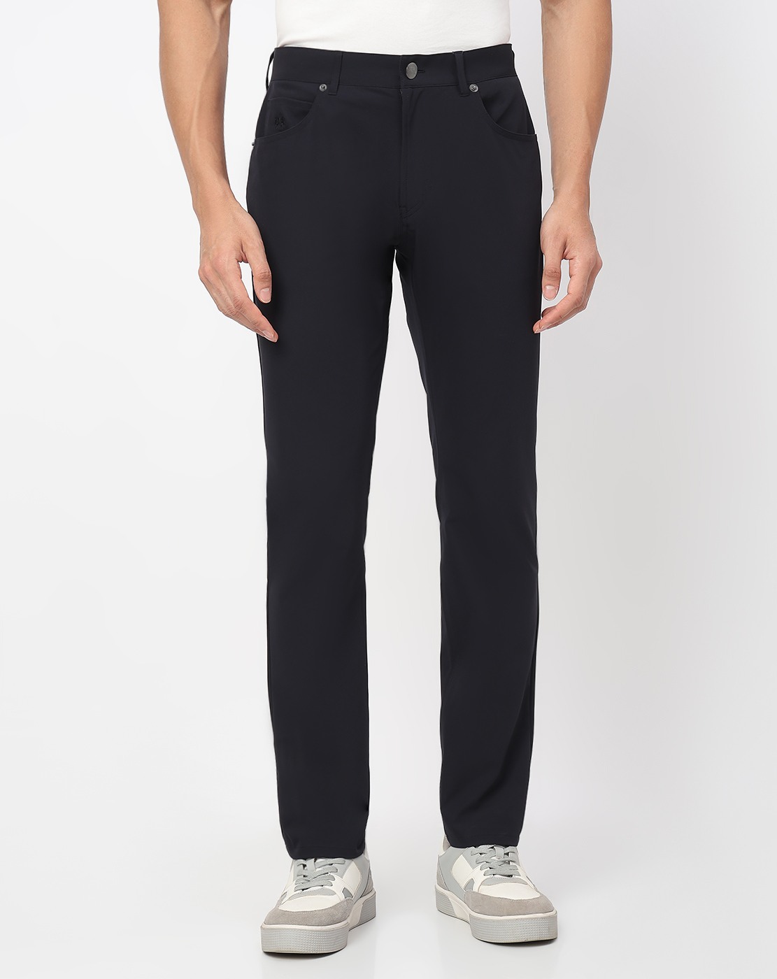 Regular Fit Solid Trouser with Stretch