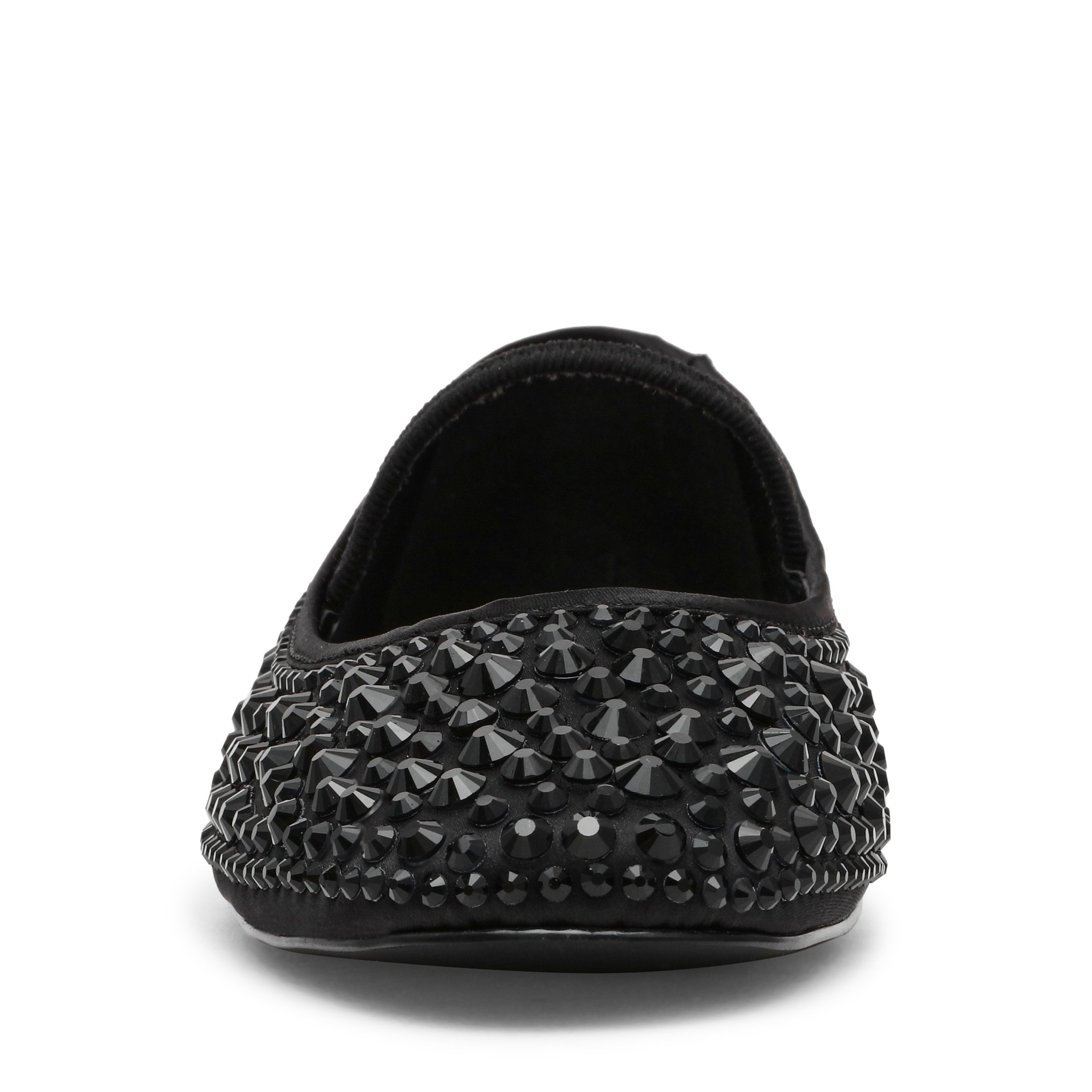 Majorca-R Black/Black Closed Flats