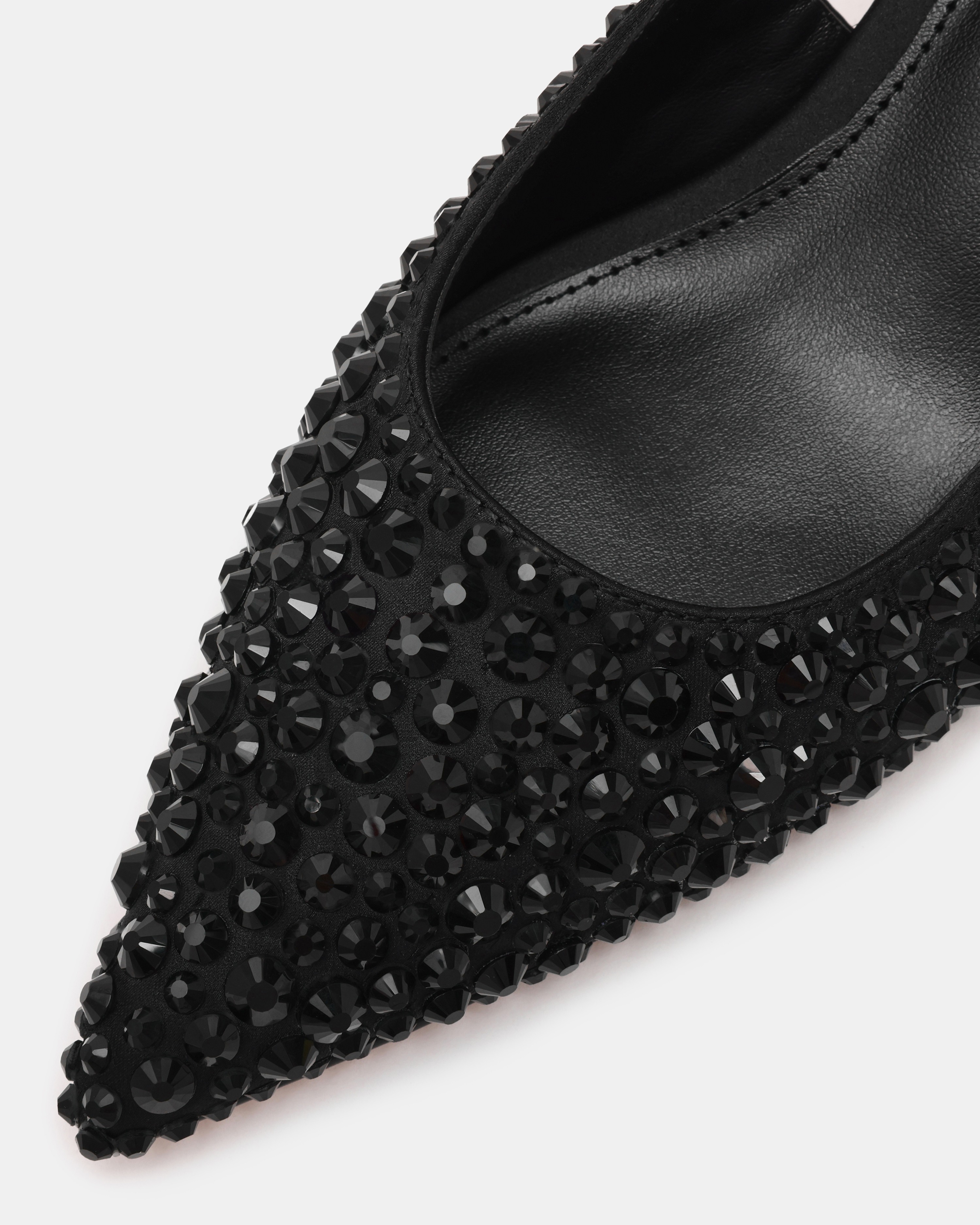 Korra-R Black/Black Platform Pumps