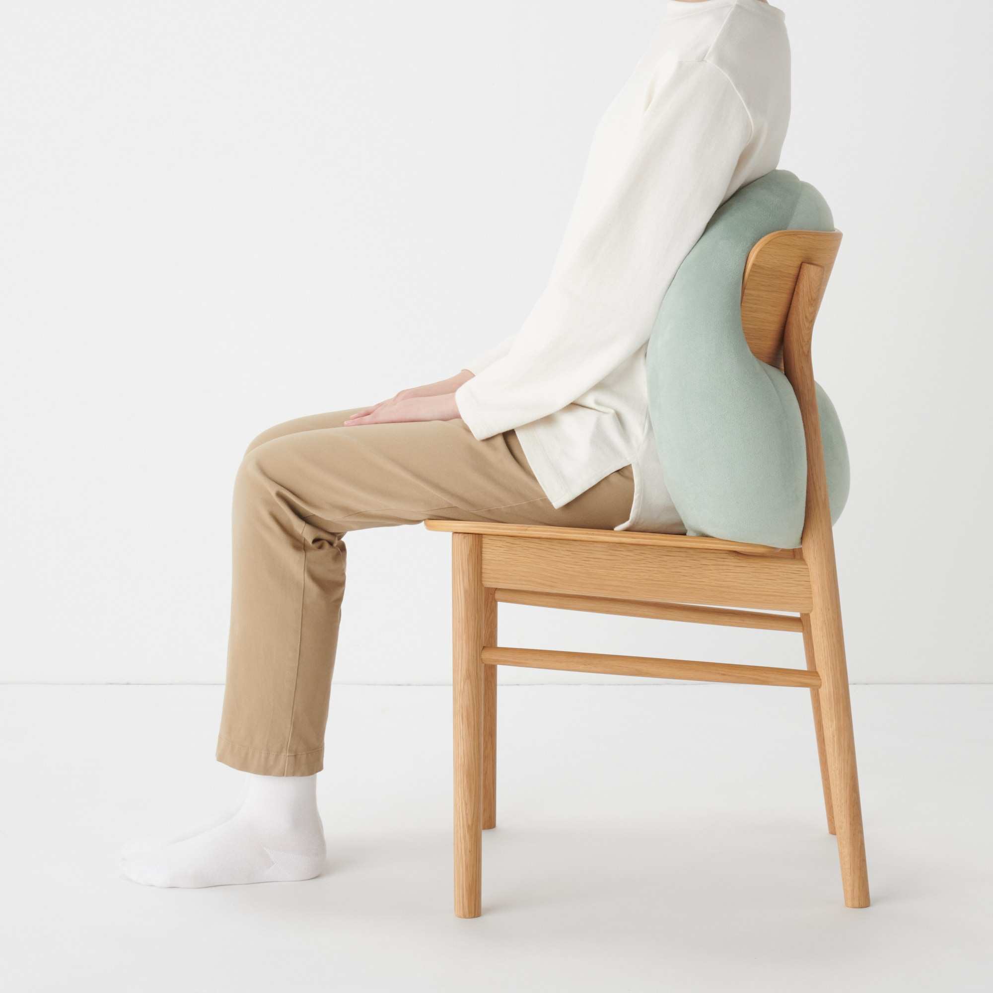 SOFT CUSHION