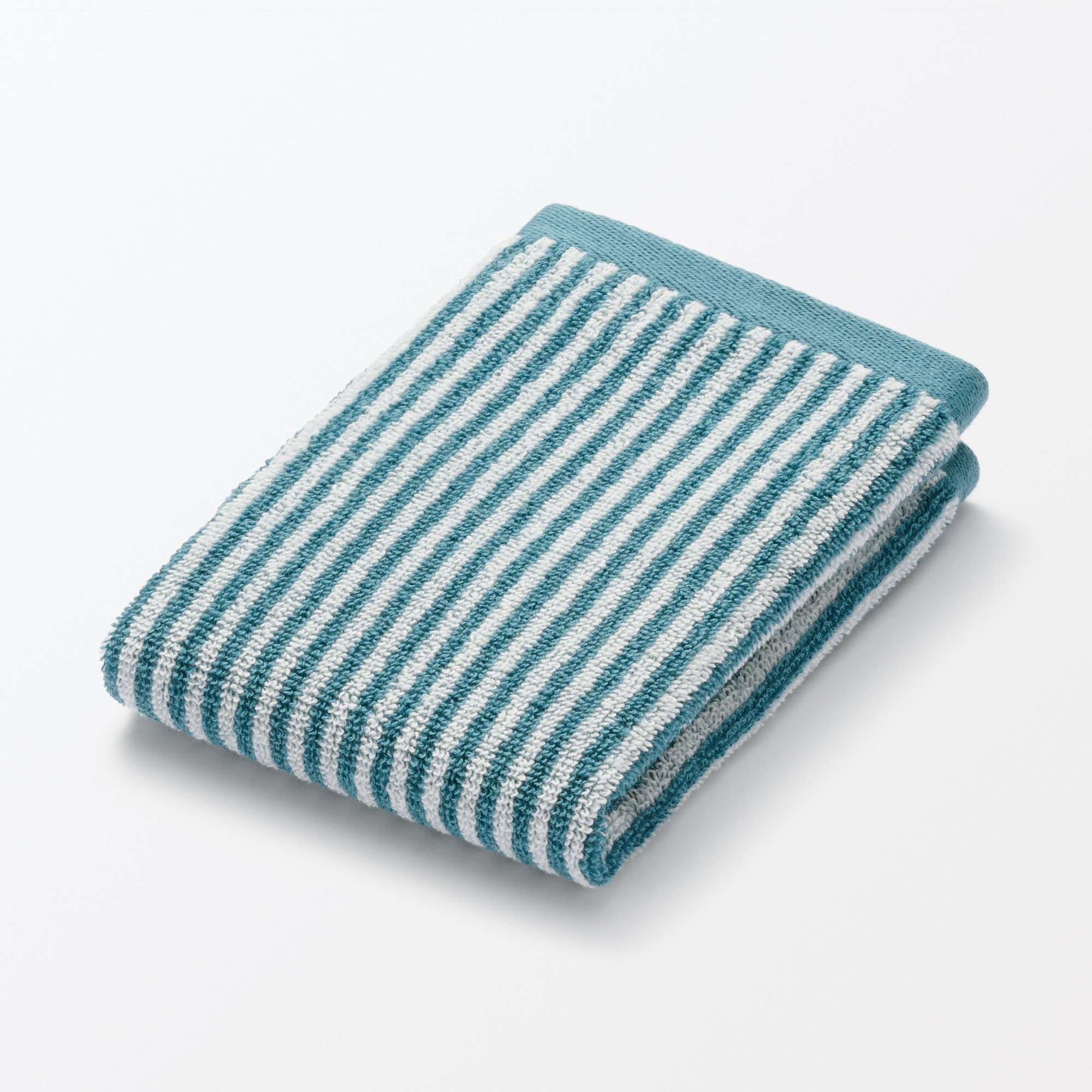 TWIN PILE HAND TOWEL WITH LOOP