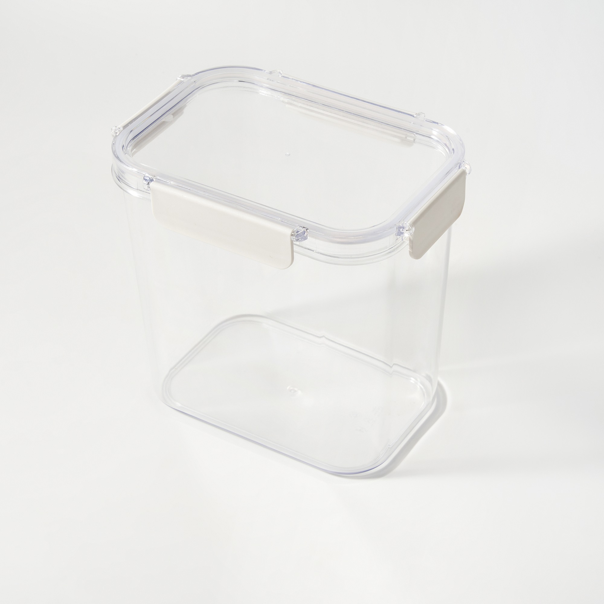 CLEAR STORAGE CONTAINER
