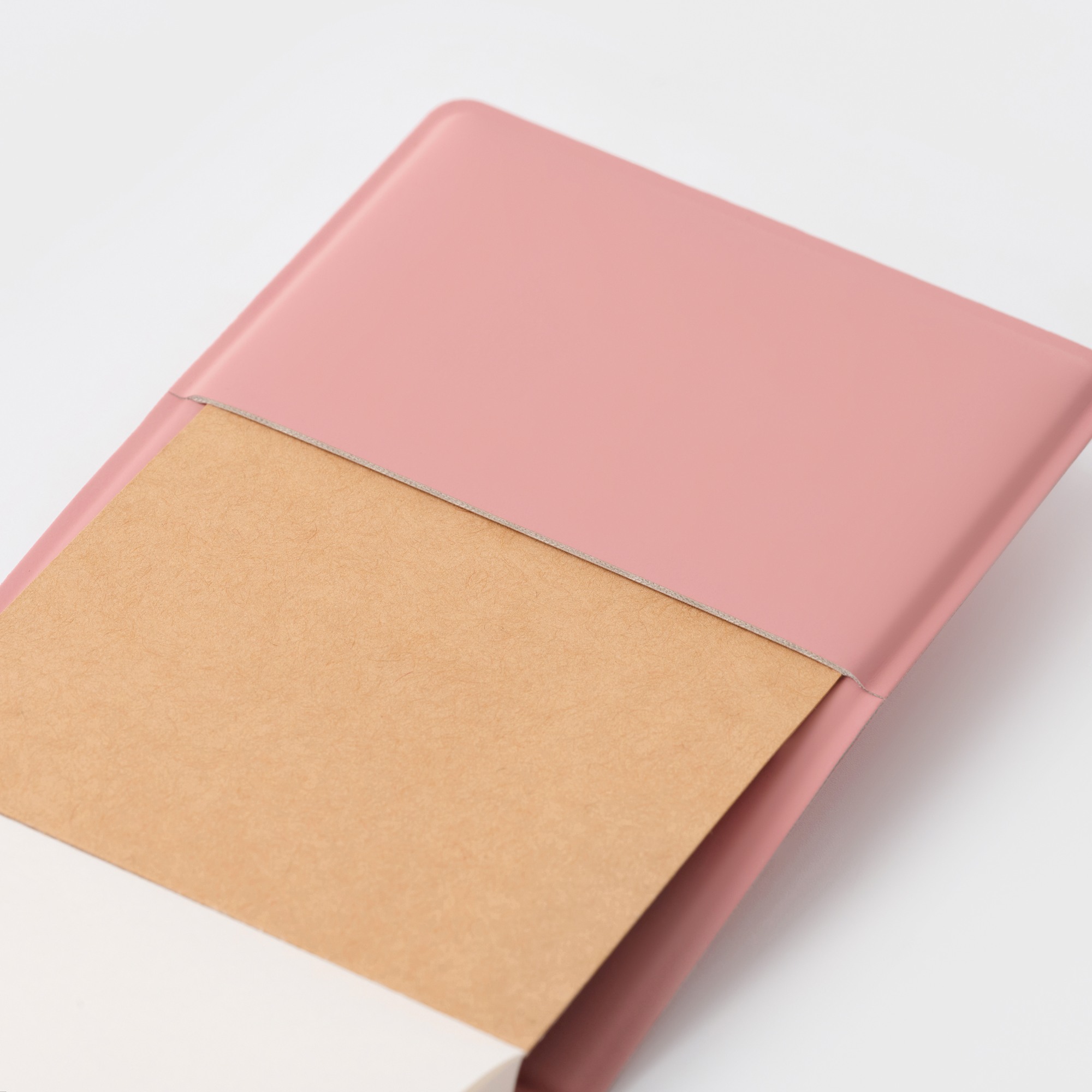Compact notebook