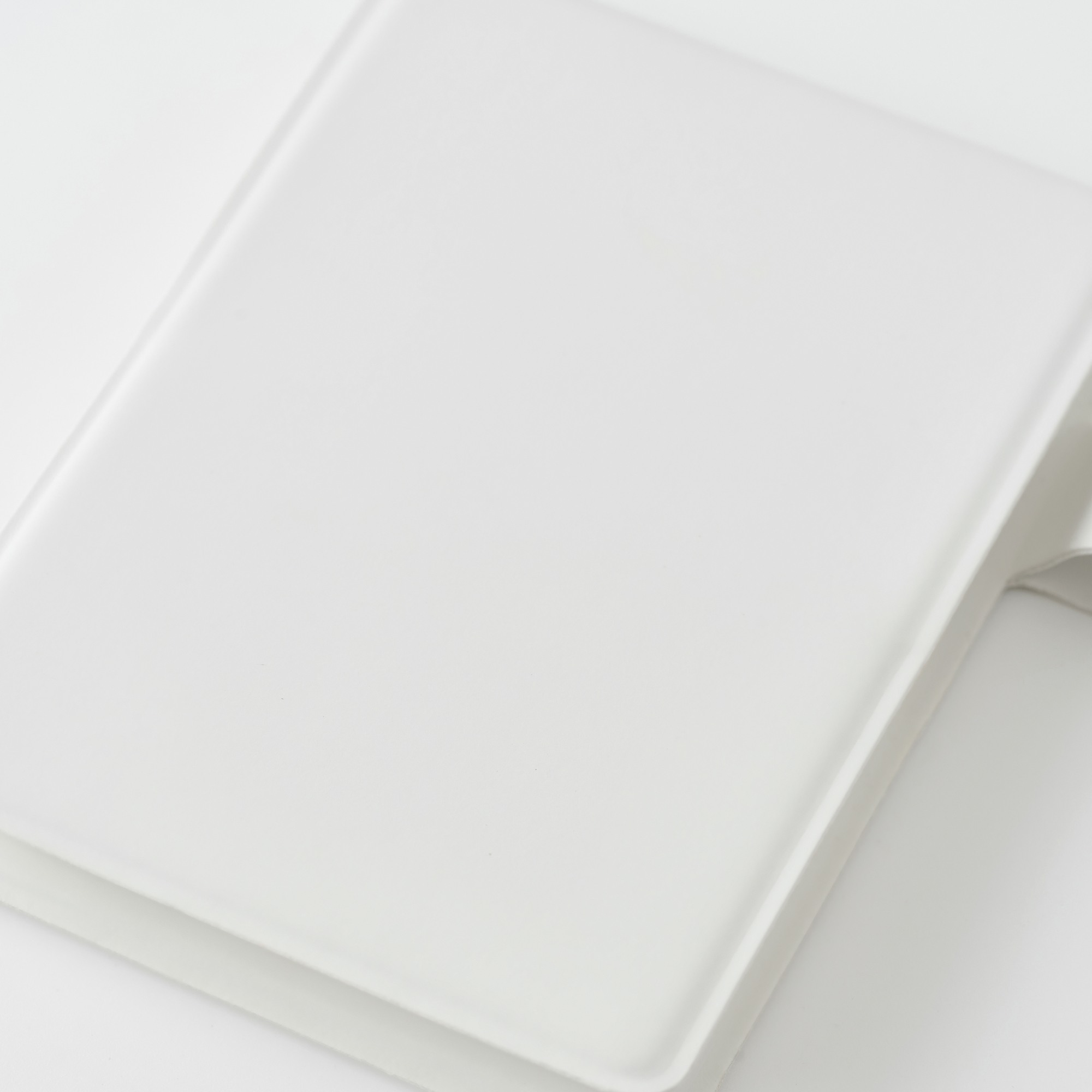 Compact notebook