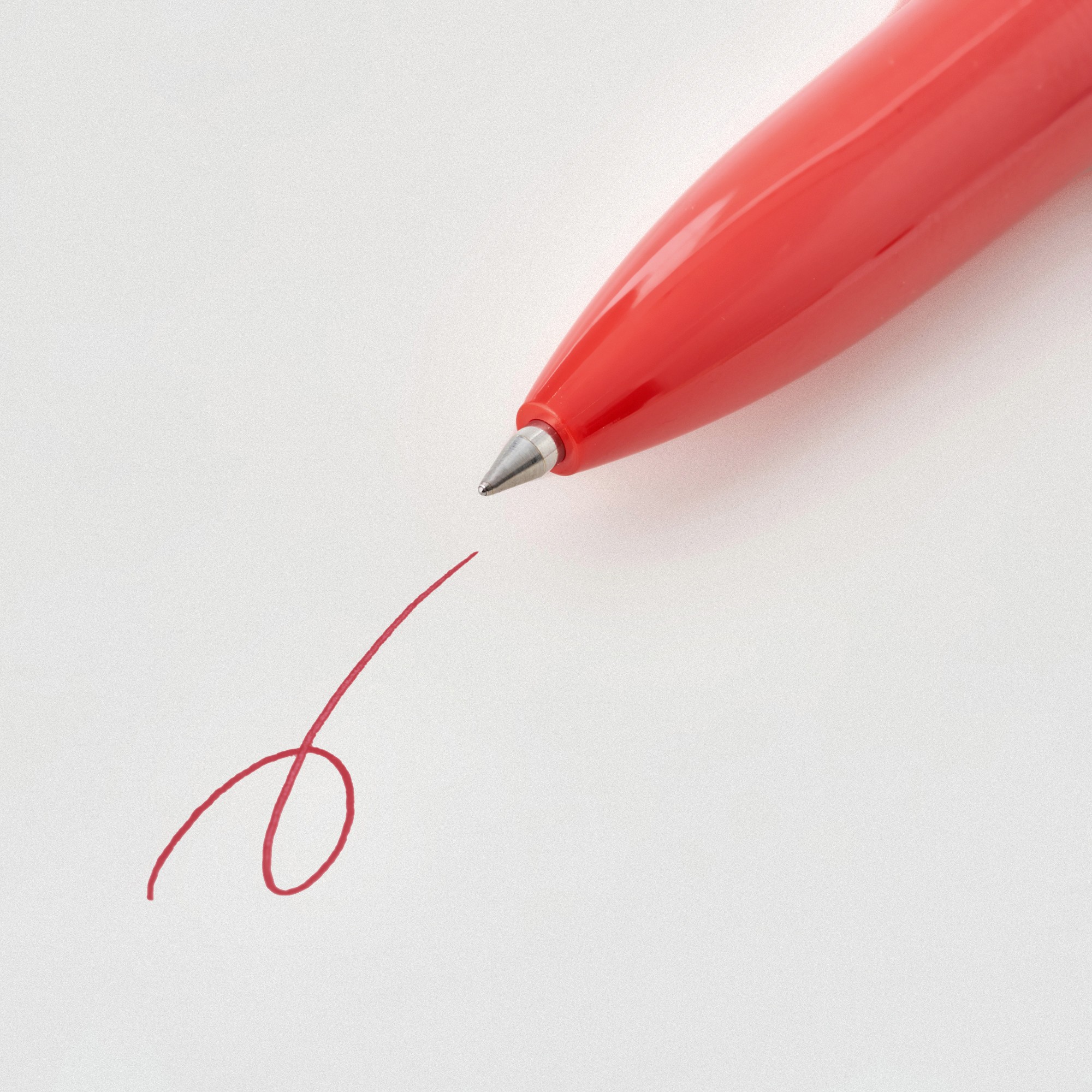 Compact ballpoint pen refill