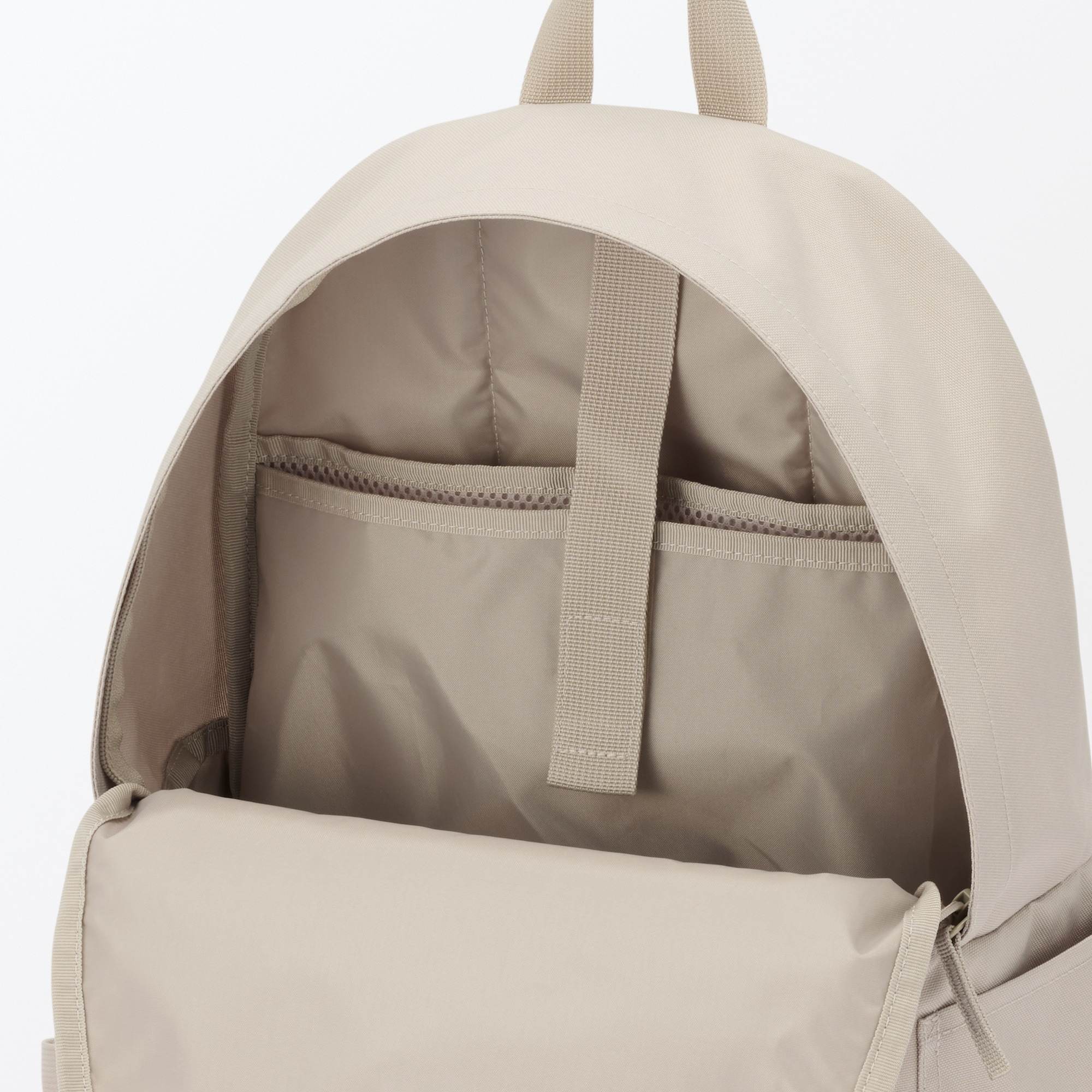 Fatigue reduction water repellent backpack