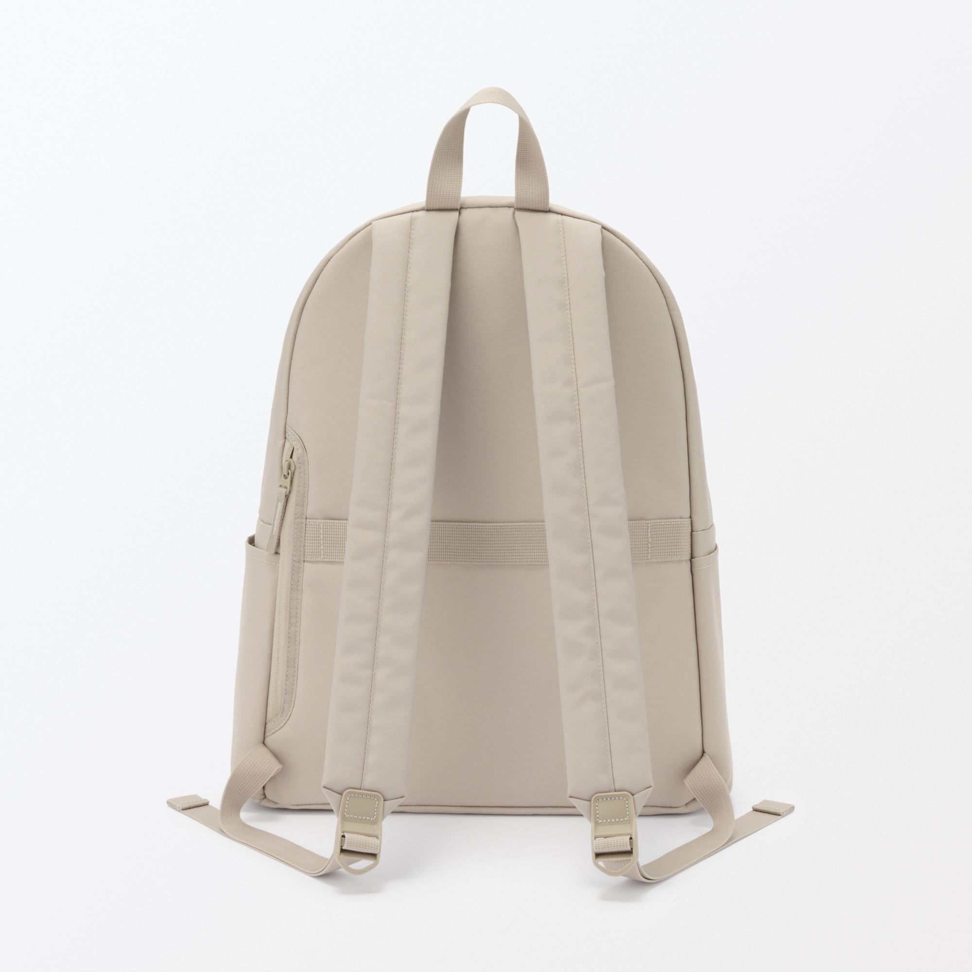 Fatigue reduction water repellent backpack