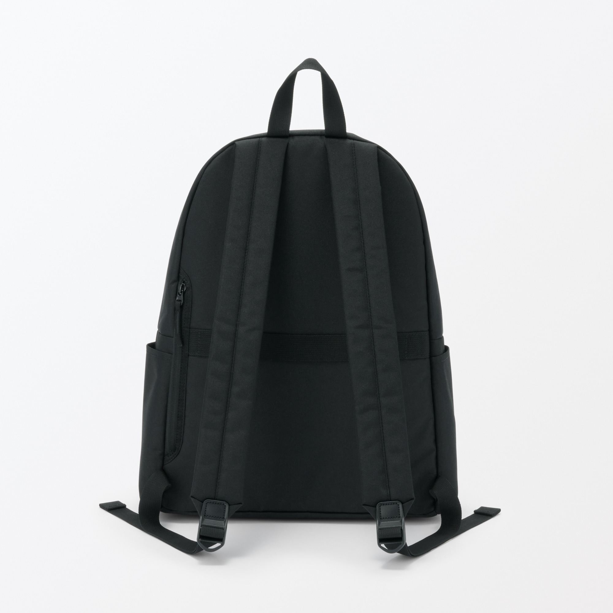 Fatigue reduction water repellent backpack