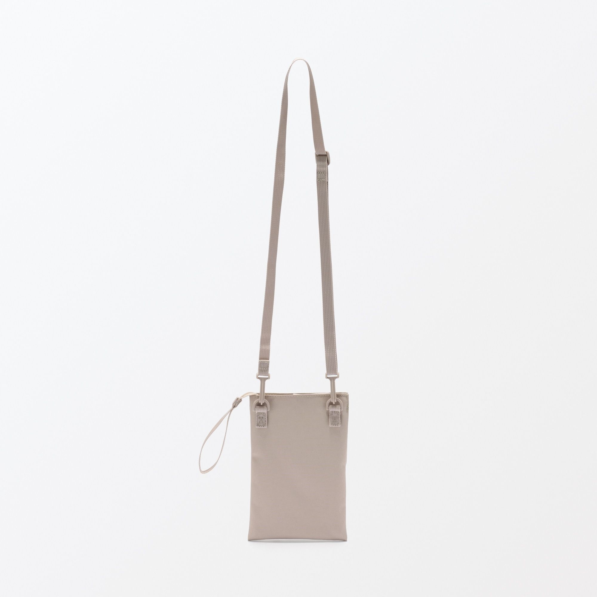 Water repellent recycled polyester mini sacoche