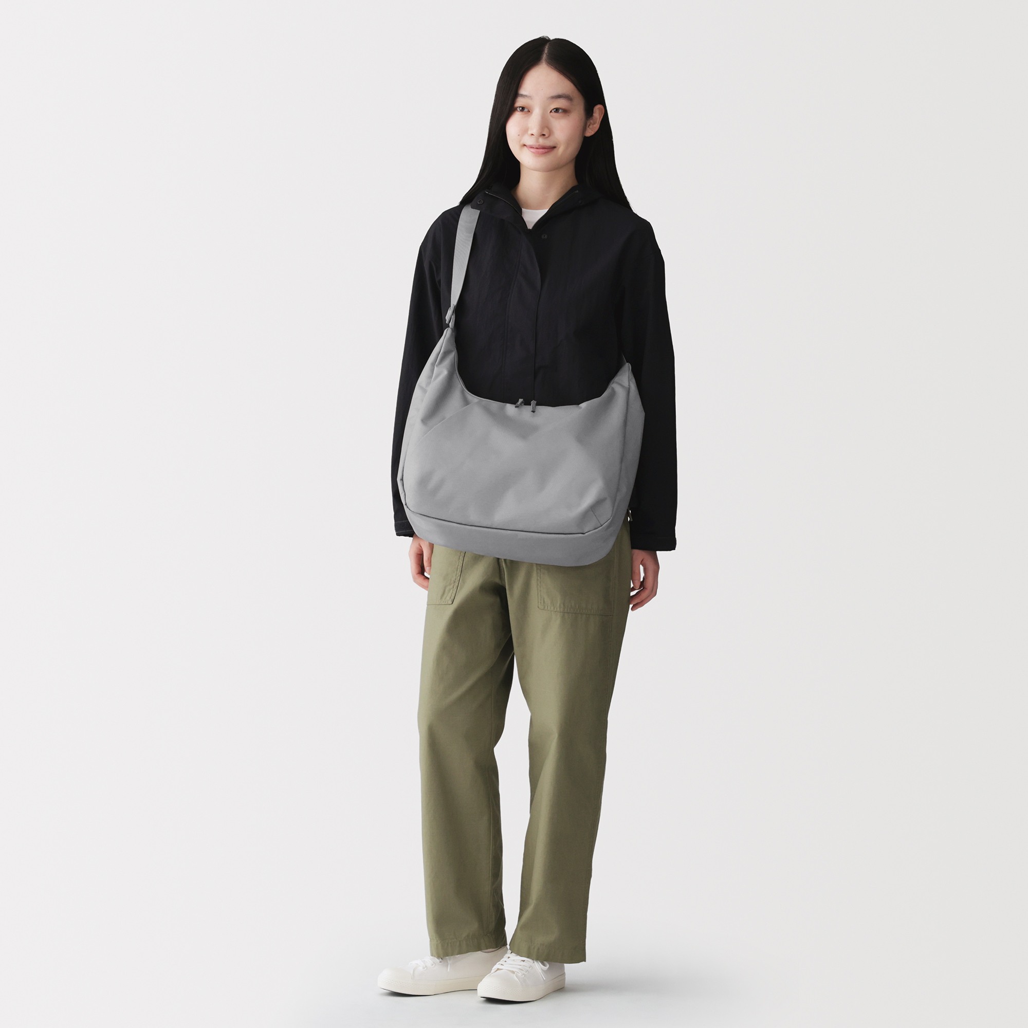 Water repellent 2-way one shoulder bag