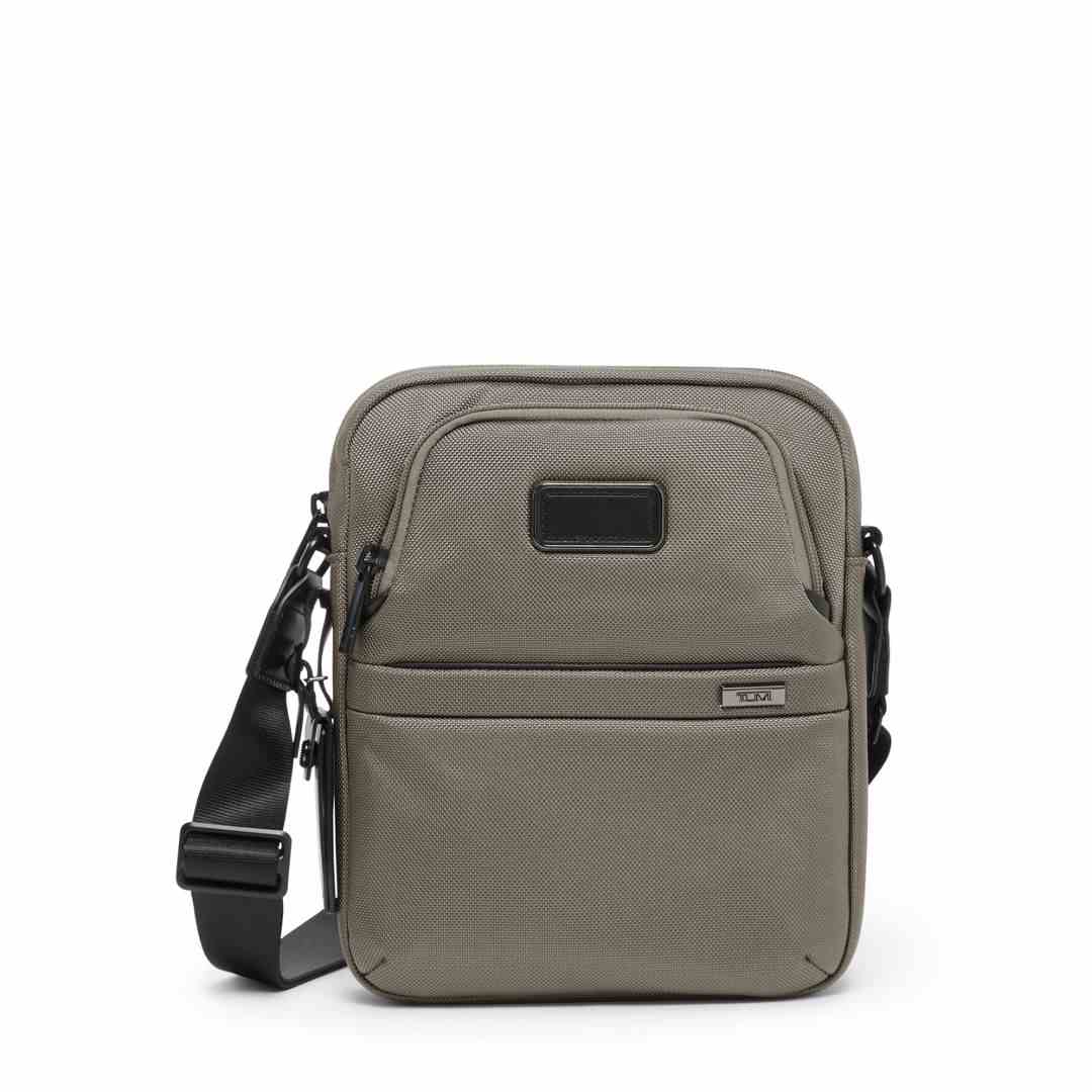 TUMI | Medium Crossbody