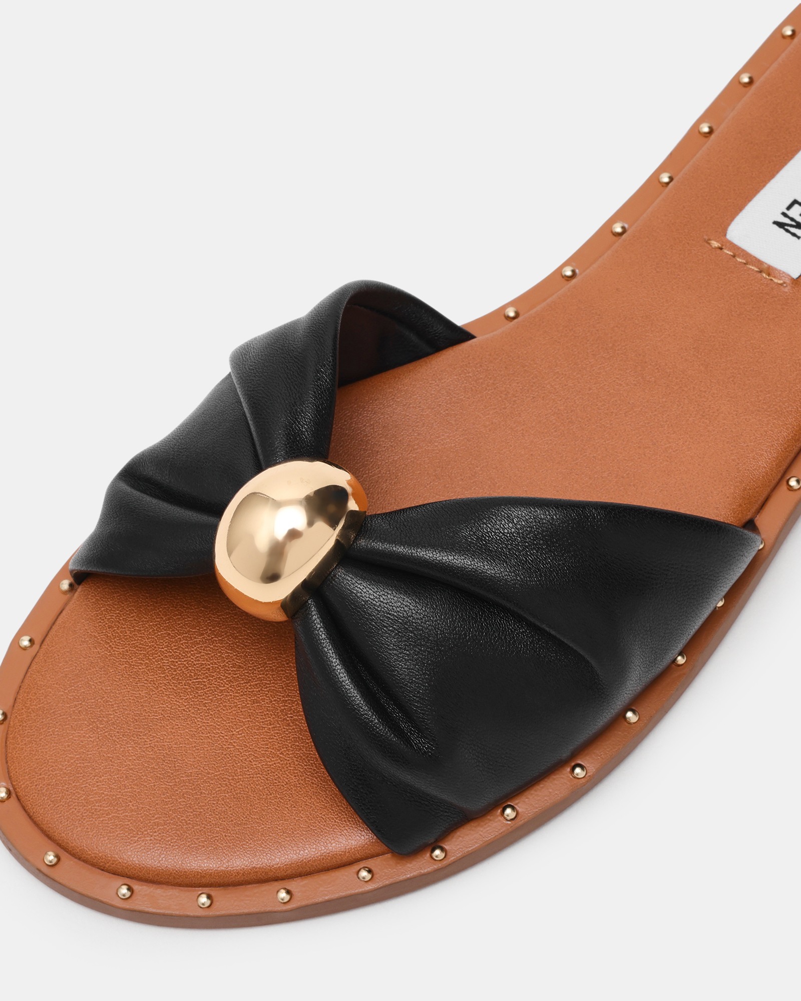 DIPSY-CN-IN Black Flats