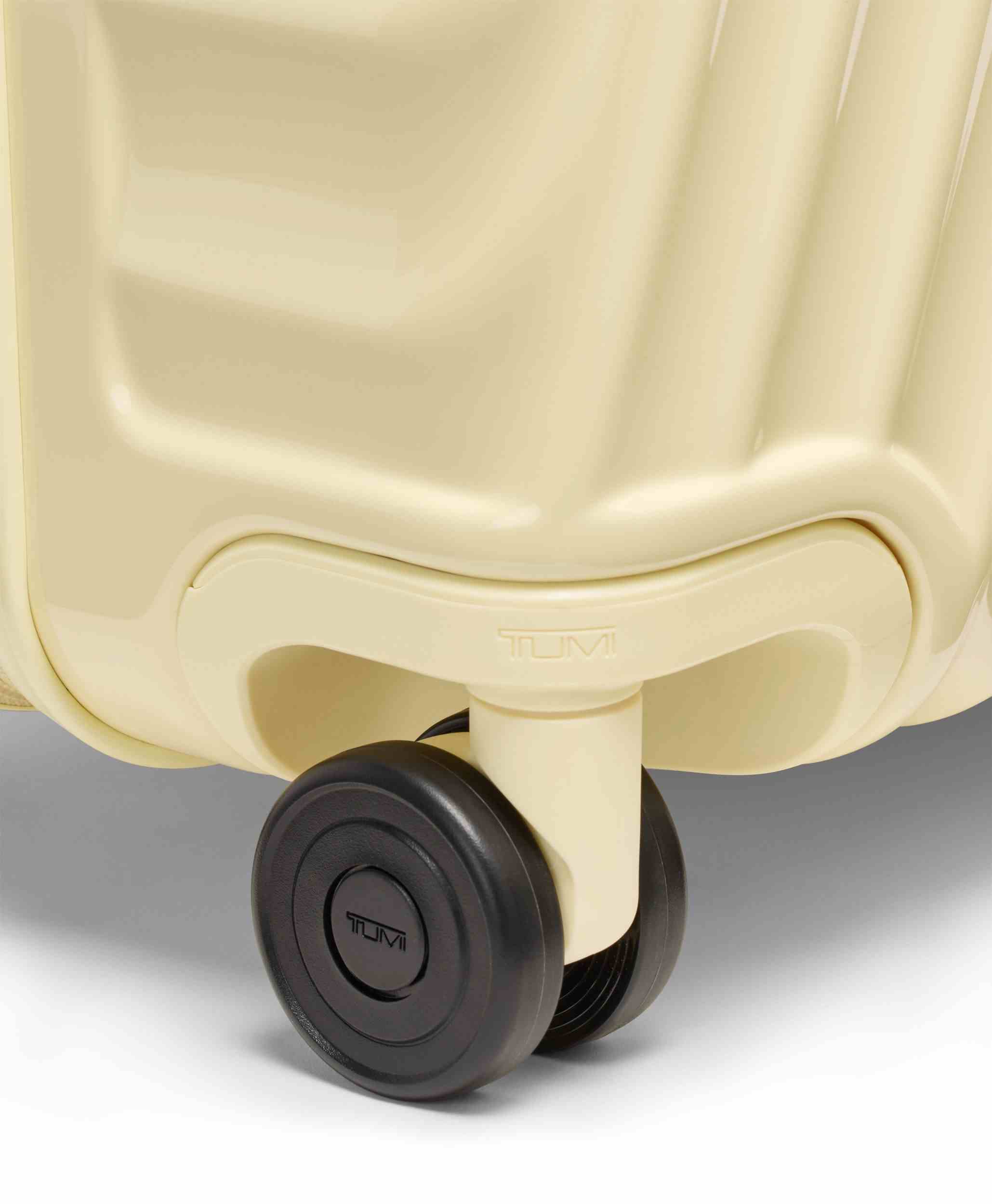 Extended Trip Expandable 4 Wheel Packing Case