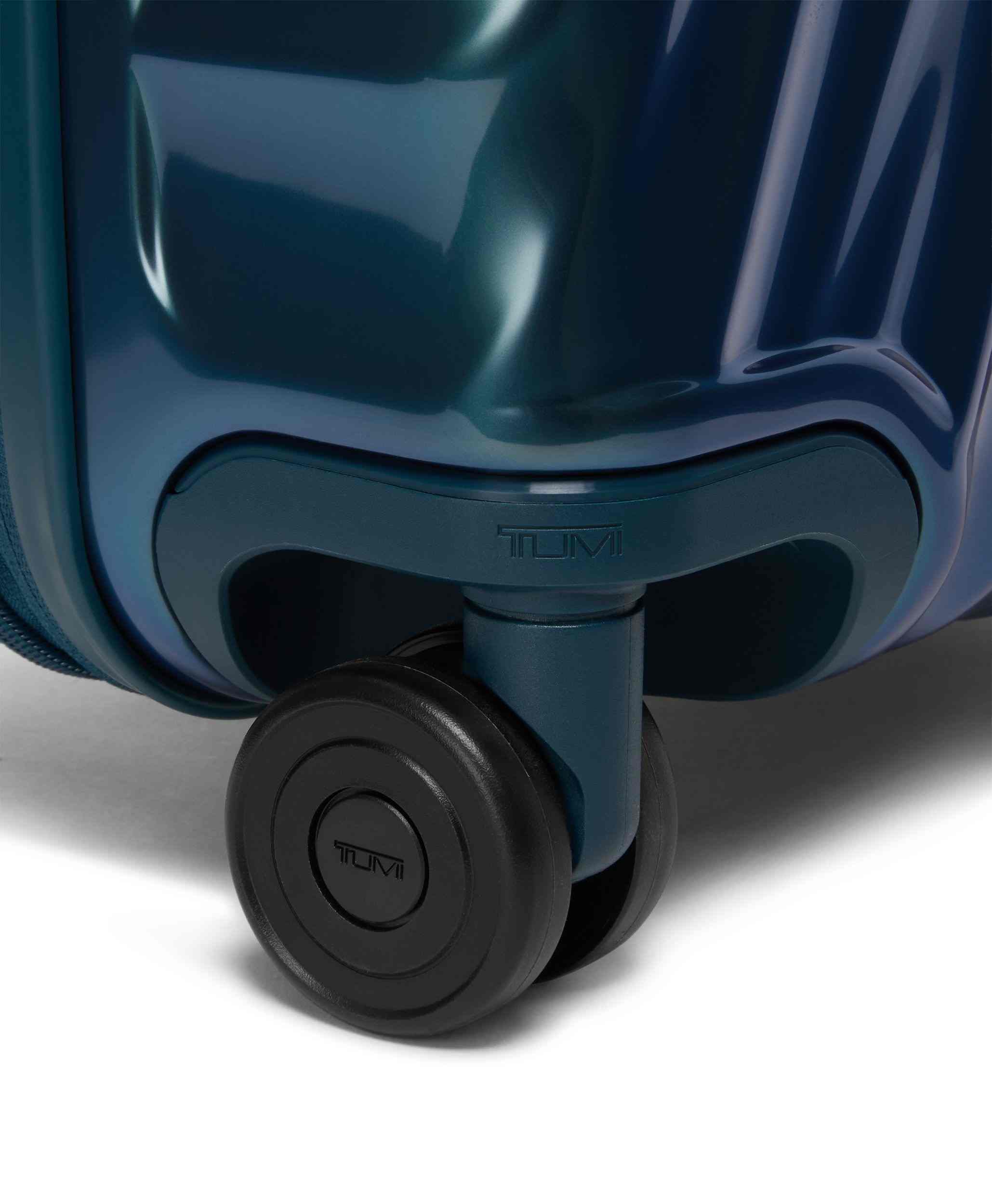 International Expandable 4 Wheeled Carry-On
