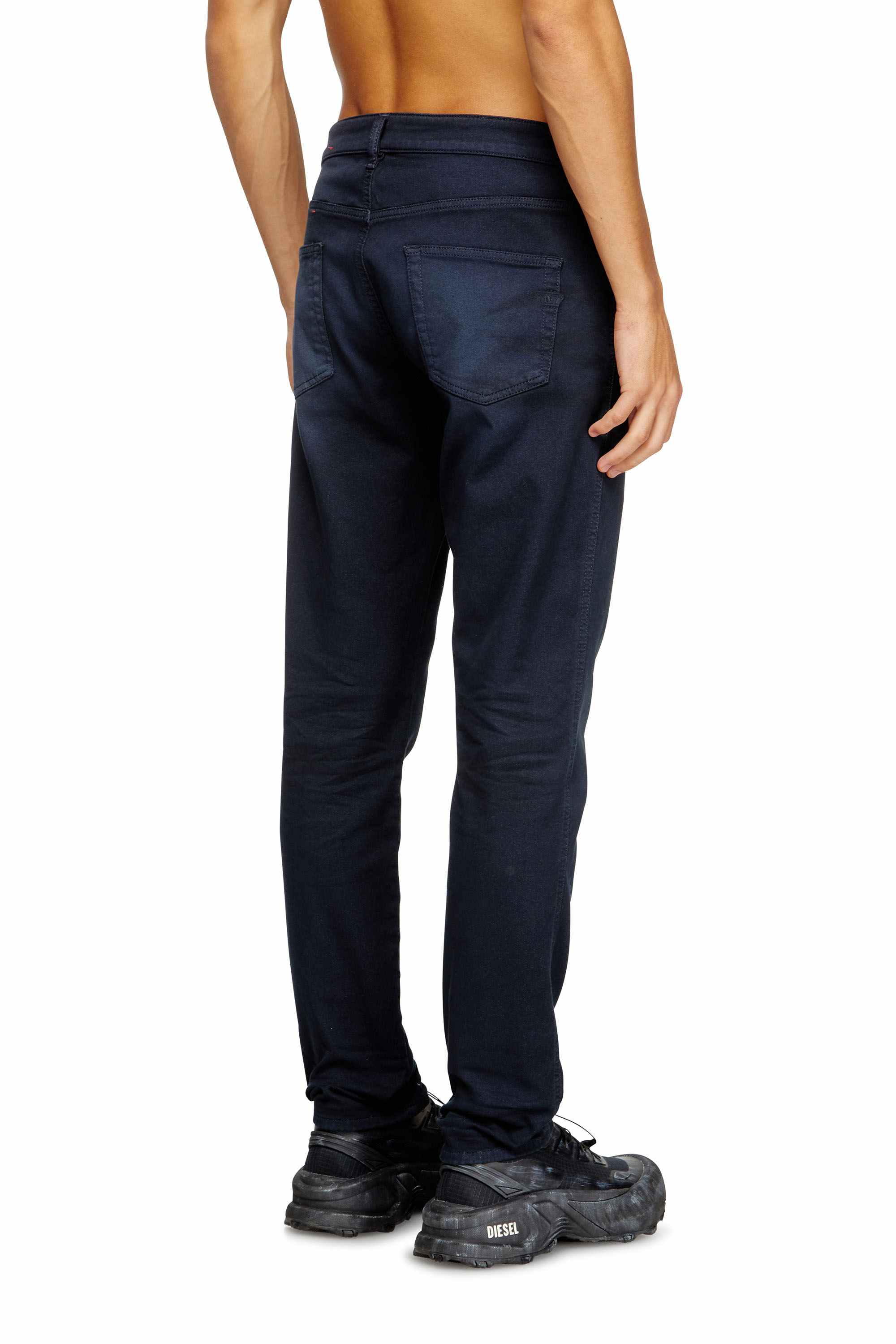 Dark Blue Slim Fit 2062 D-Strukt Joggjeans