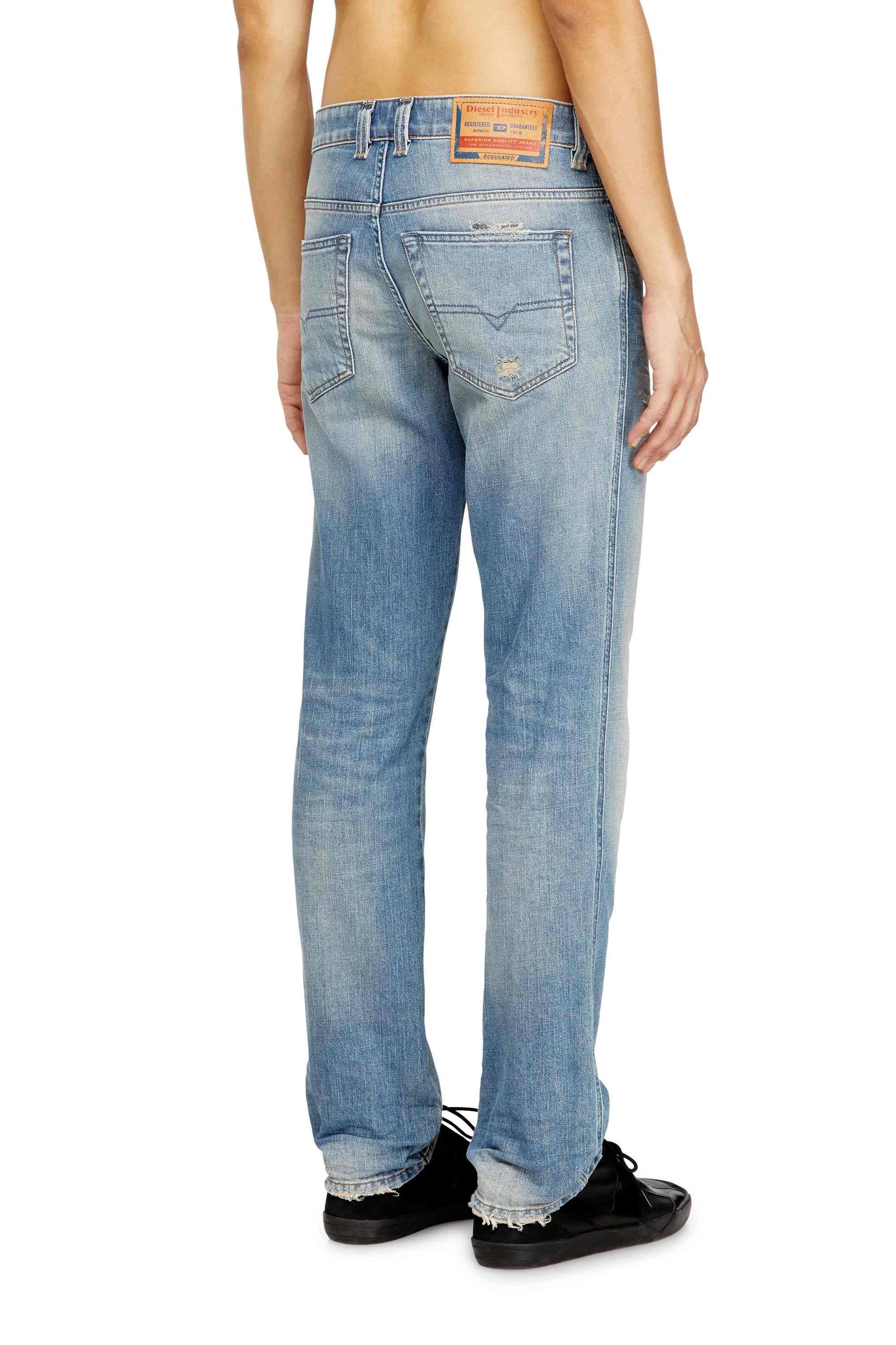 Light Blue Slim Fit Jeans - 1993 D-Vyl