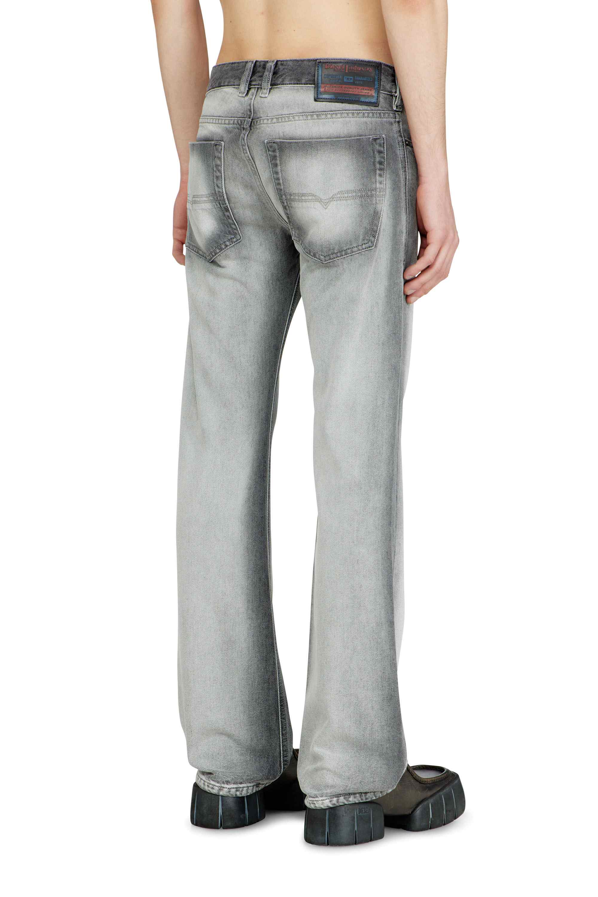 Black Bootcut Fit Bootcut Jeans - 2007 Zatiny