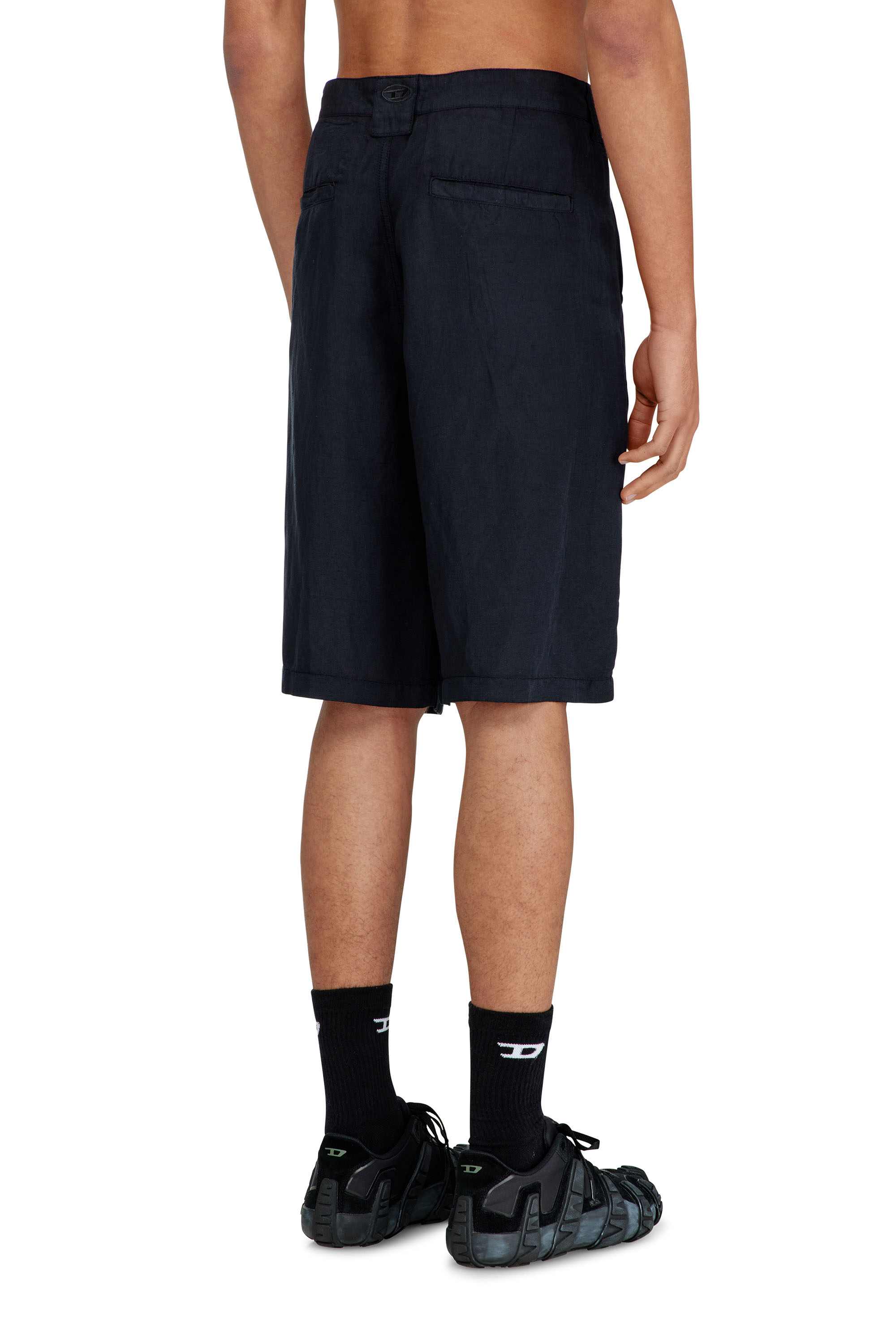 Black Bermuda shorts in garment-dye linen blend