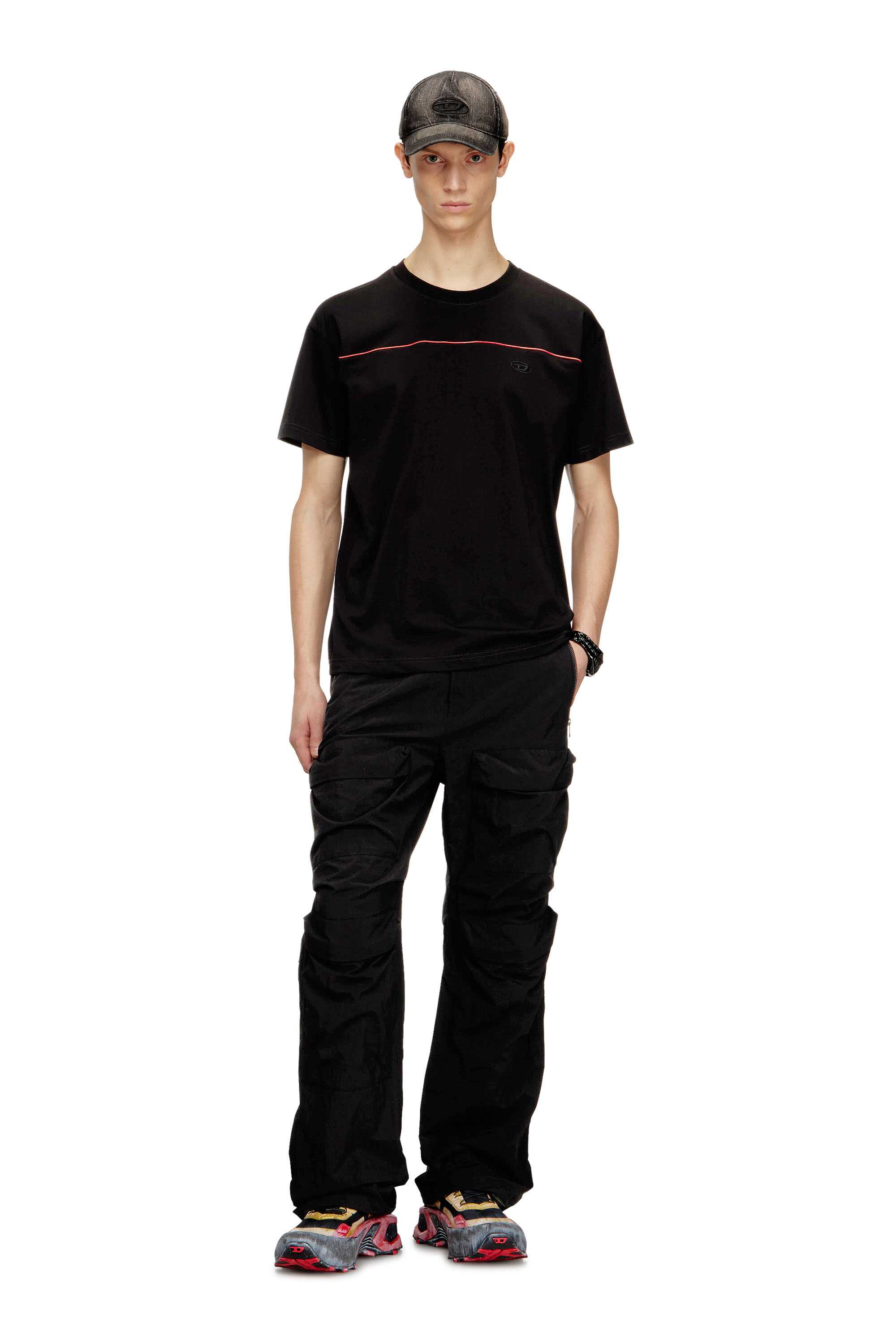 Black Regular Fit T-shirt with contrast piping