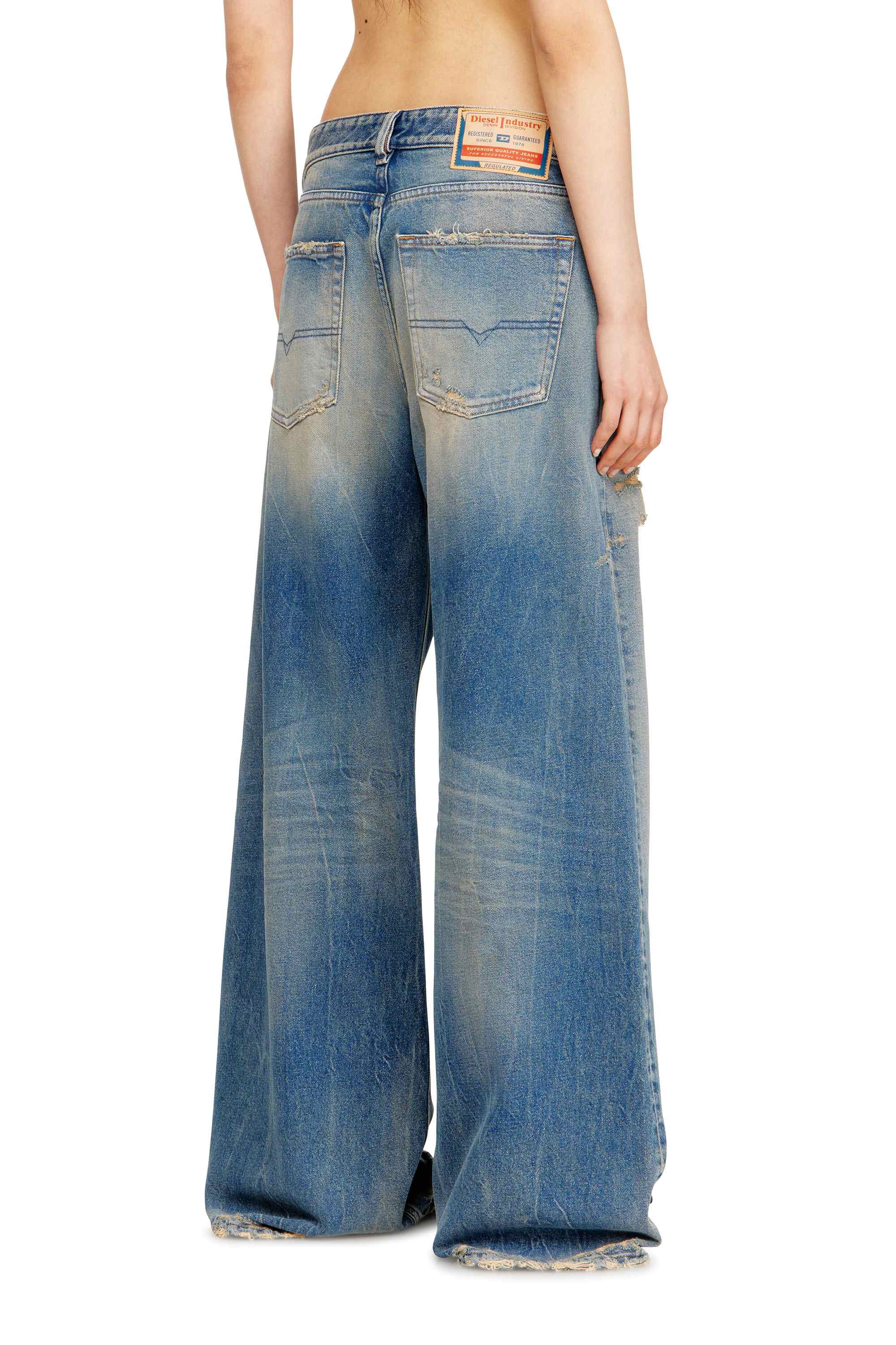Mid Blue Relaxed Fit Jeans - 1996 D-Sire