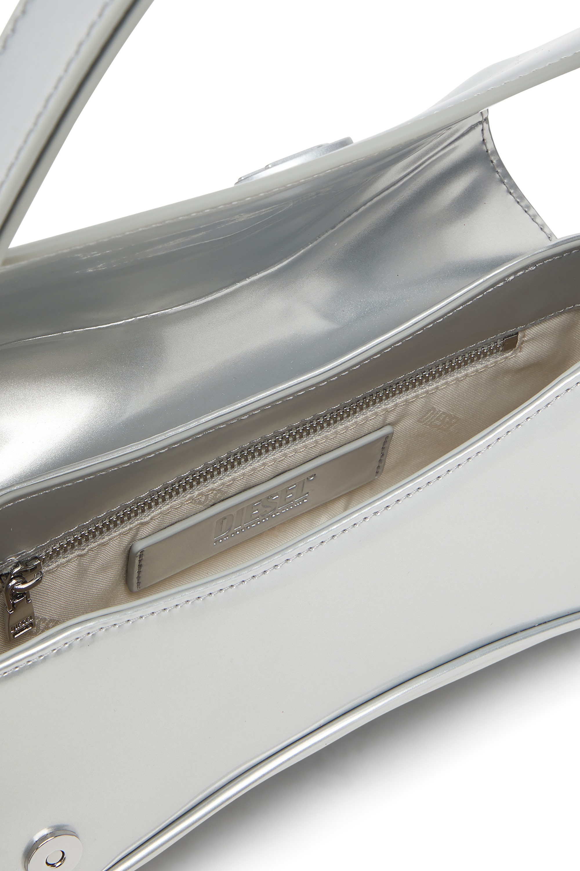 Silver Play-Clutch in metallic PU