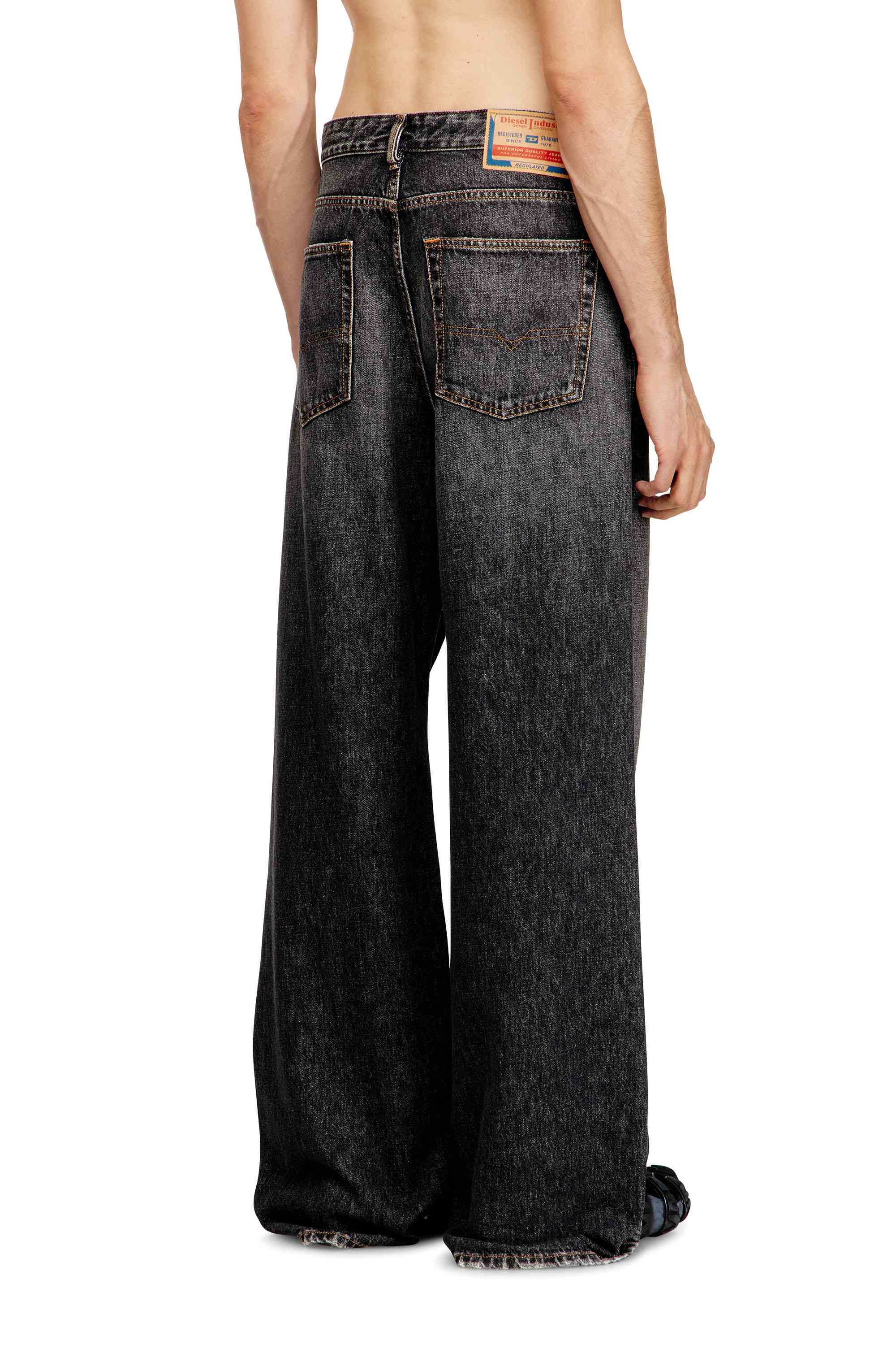 Dark Grey Relaxed Fit Jeans - D-Rise | DIESEL India New Website
