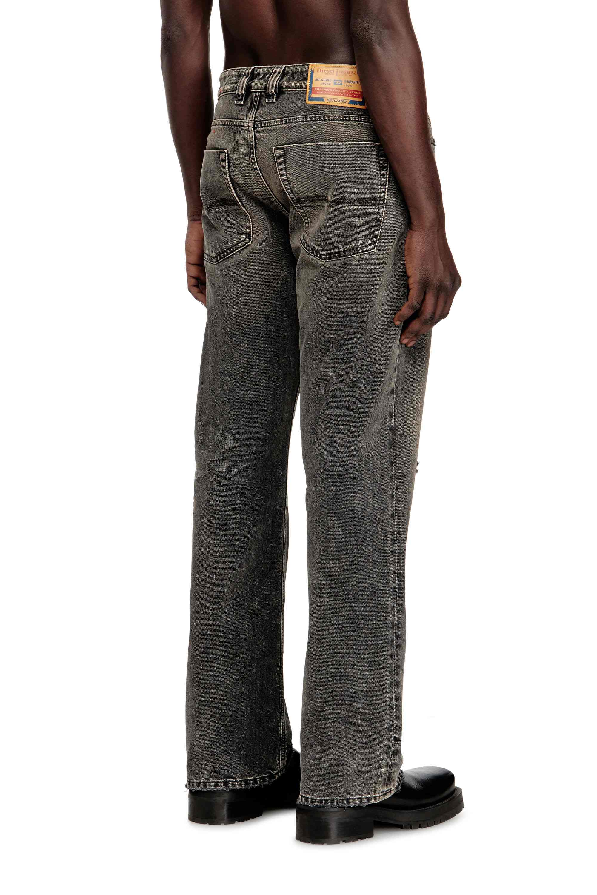 Grey Relaxed Fit Jeans - 1980 D-Eeper