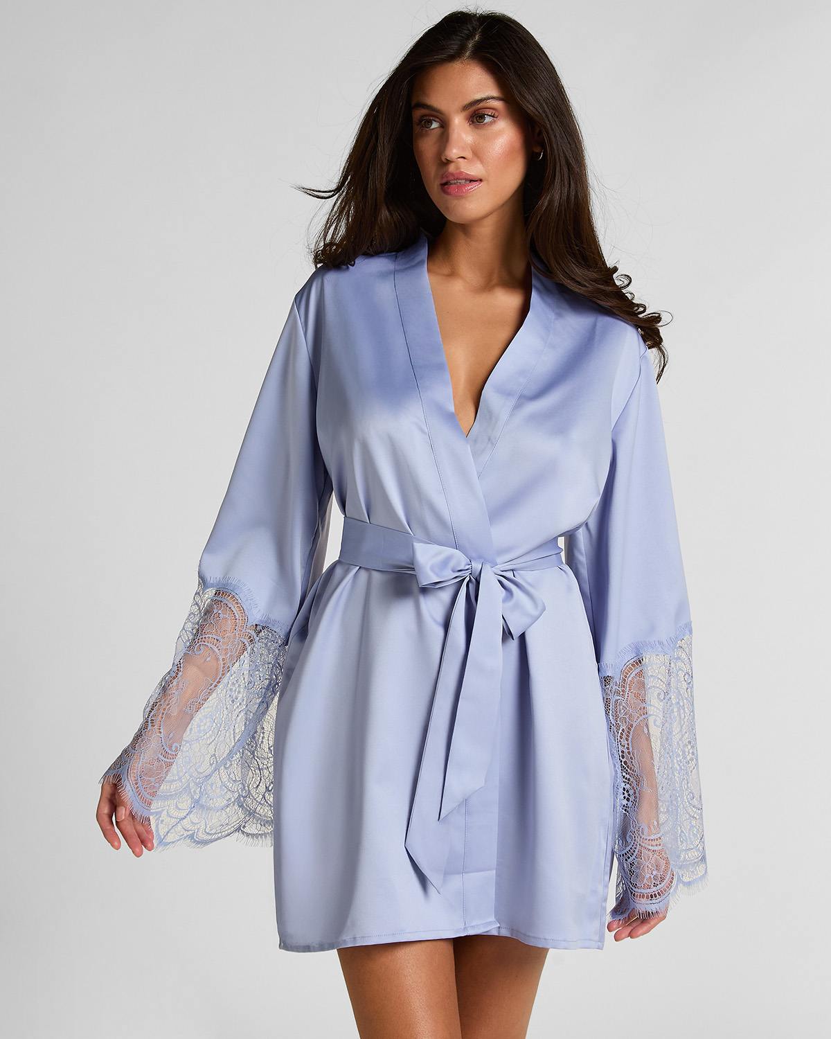 Satin kimono