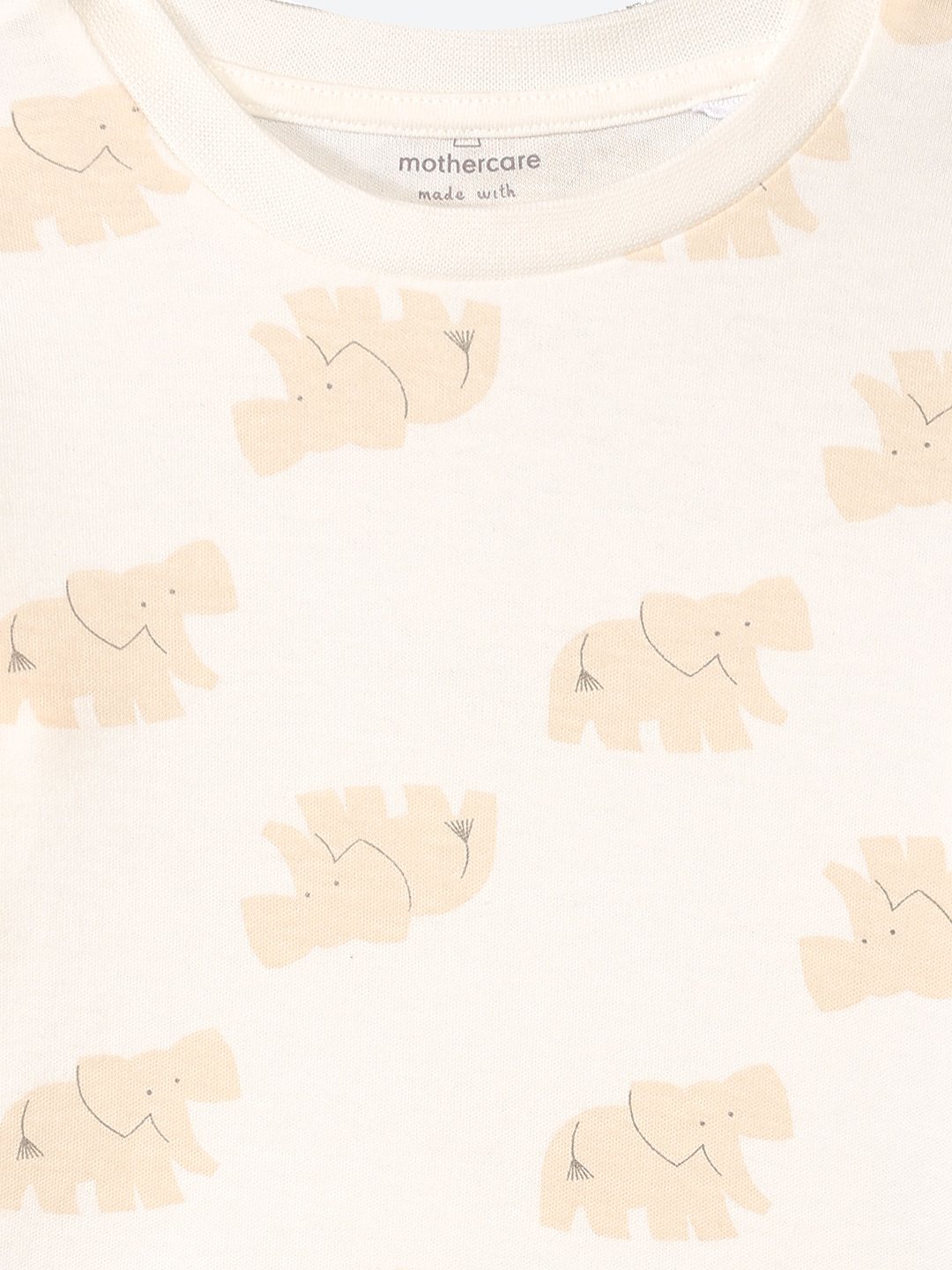 https://cdn.fynd.com/v2/falling-surf-7c8bb8/fyprod/wrkr/products/pictures/item/free/original/000000410573893001/dcCHfbtxTOY-000000410573893001_5.jpg