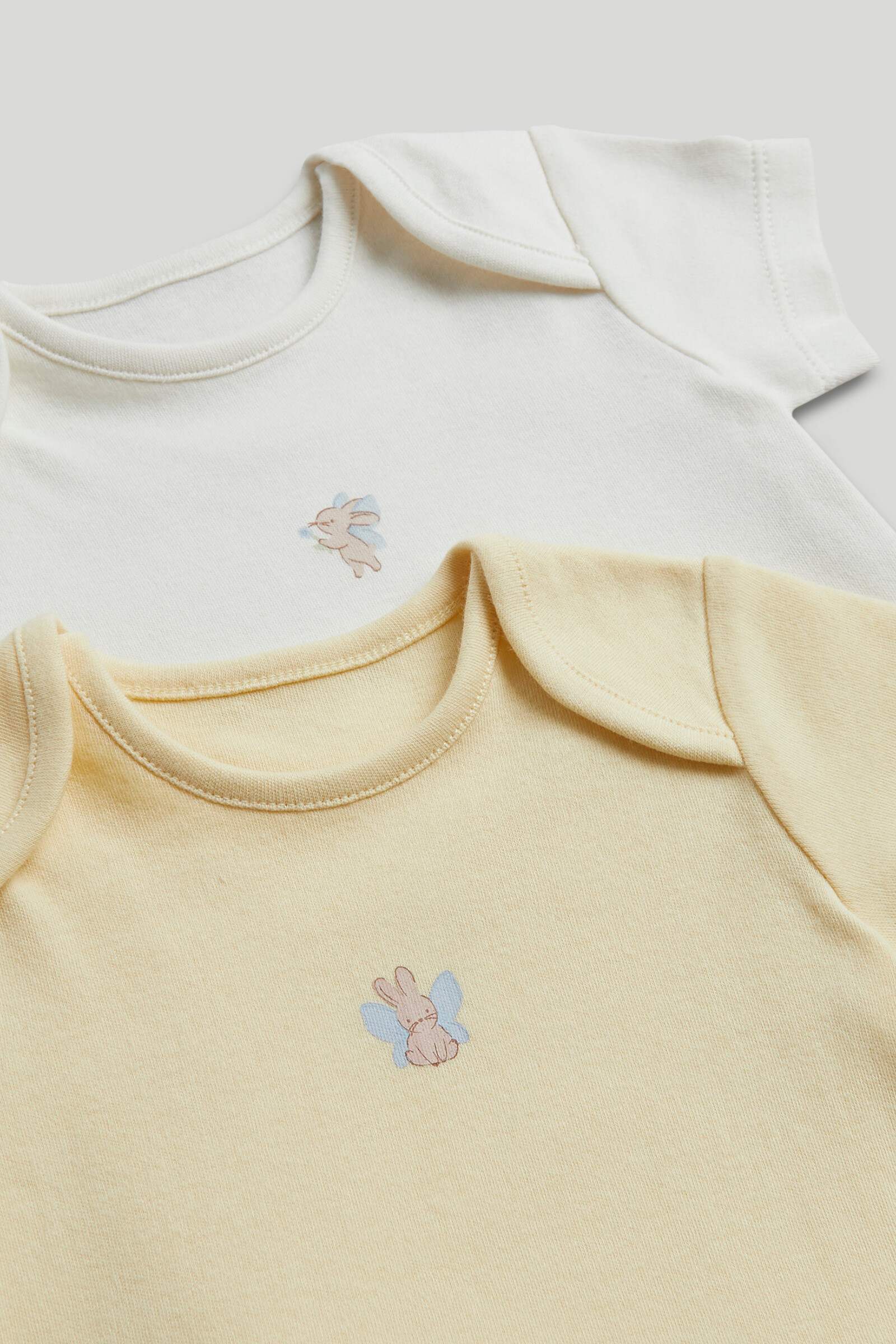 https://cdn.fynd.com/v2/falling-surf-7c8bb8/fyprod/wrkr/products/pictures/item/free/original/000000410574805001/c4azVg6v6Dc-000000410574805001_7.jpg