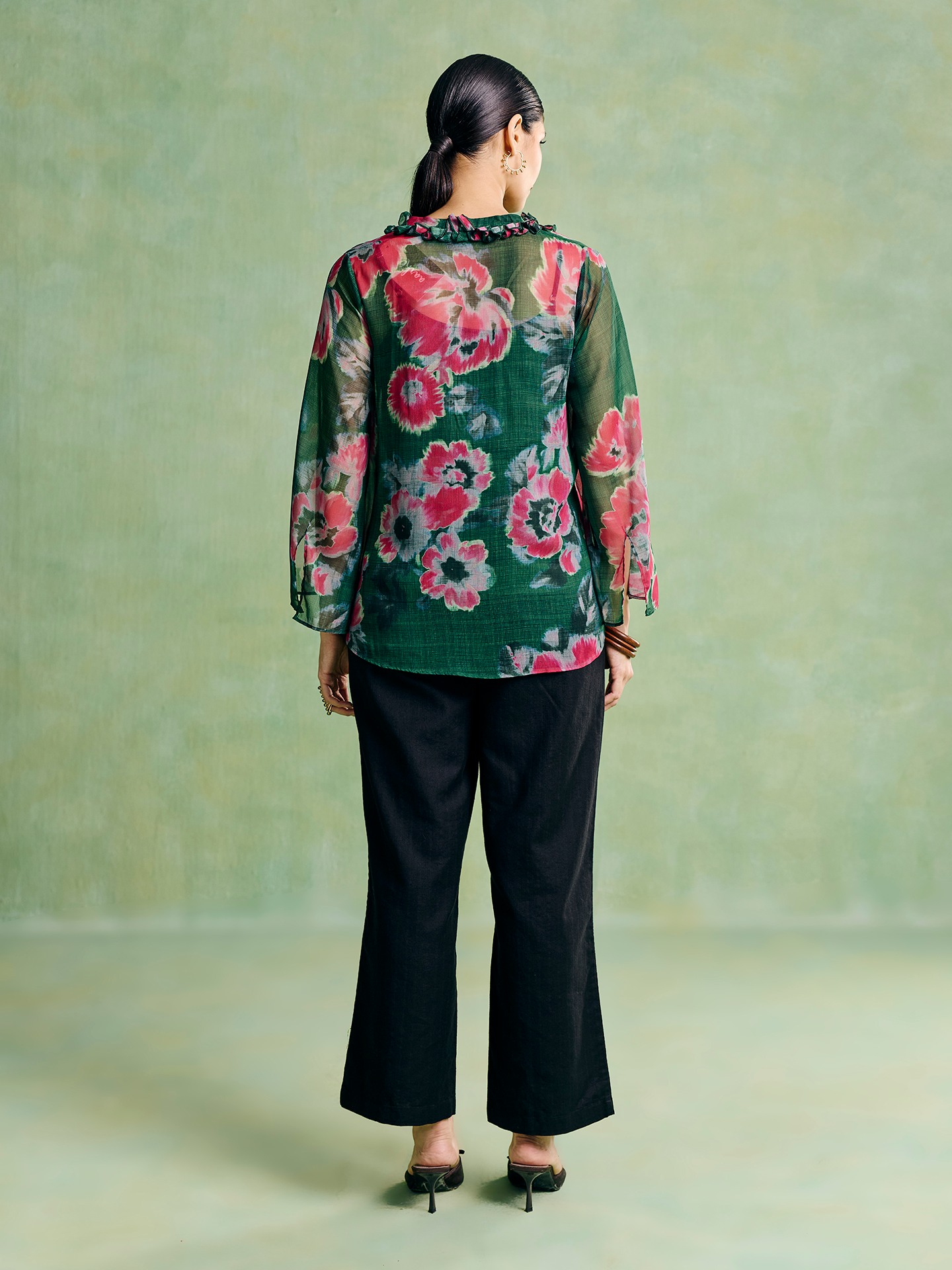 Green Dreamcatcher Short Top
