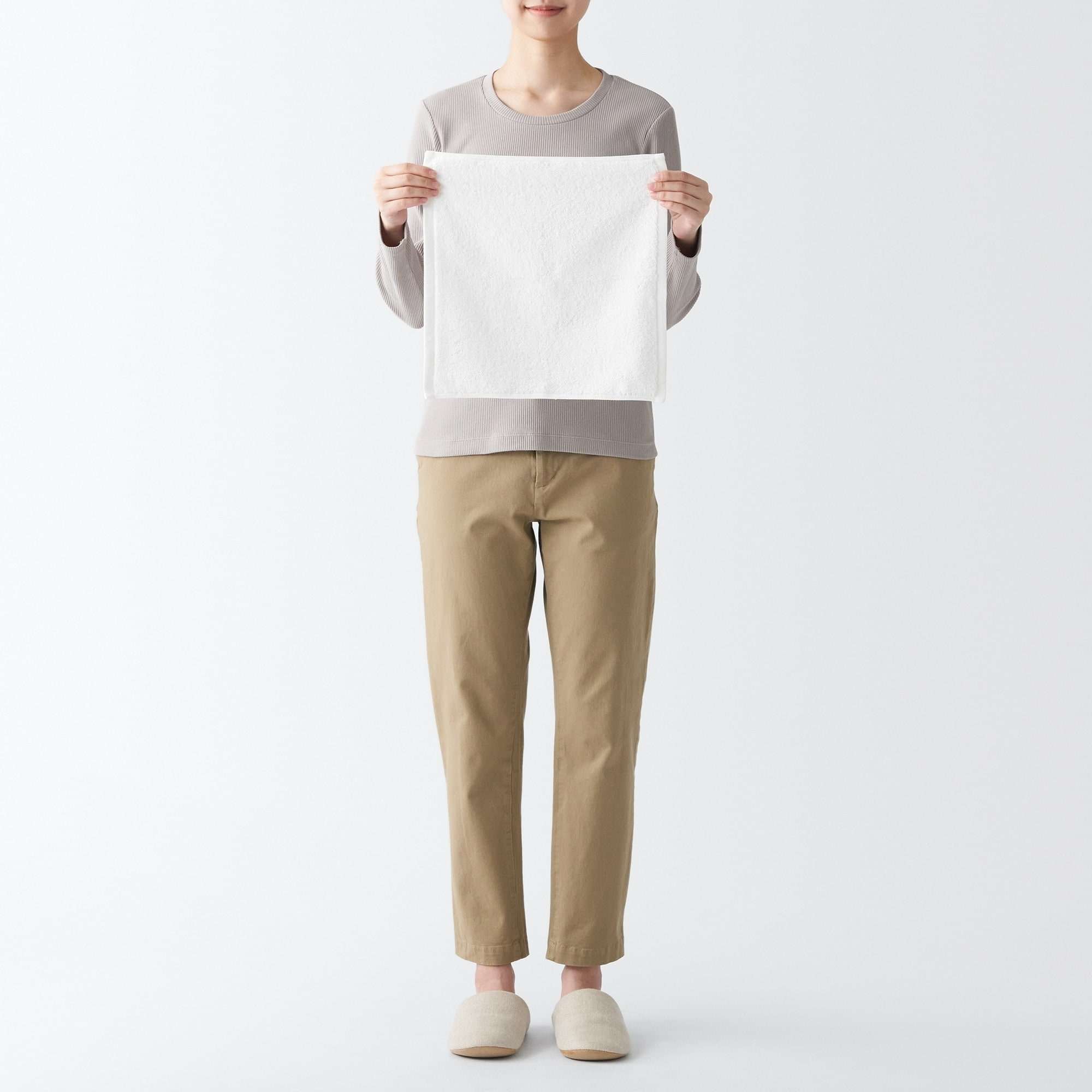 WAFFLE HAND TOWEL WITH LOOP