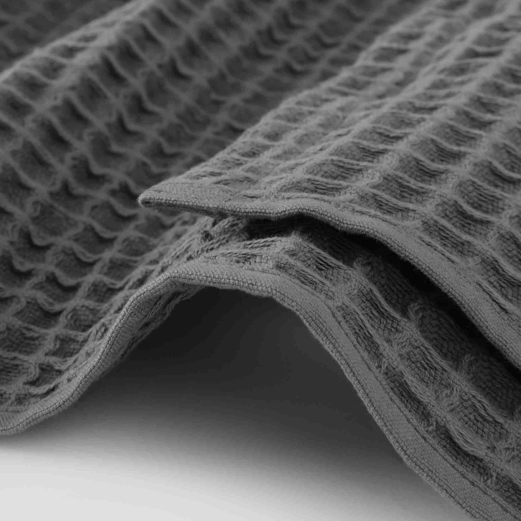 WAFFLE LARGE BATH TOWEL