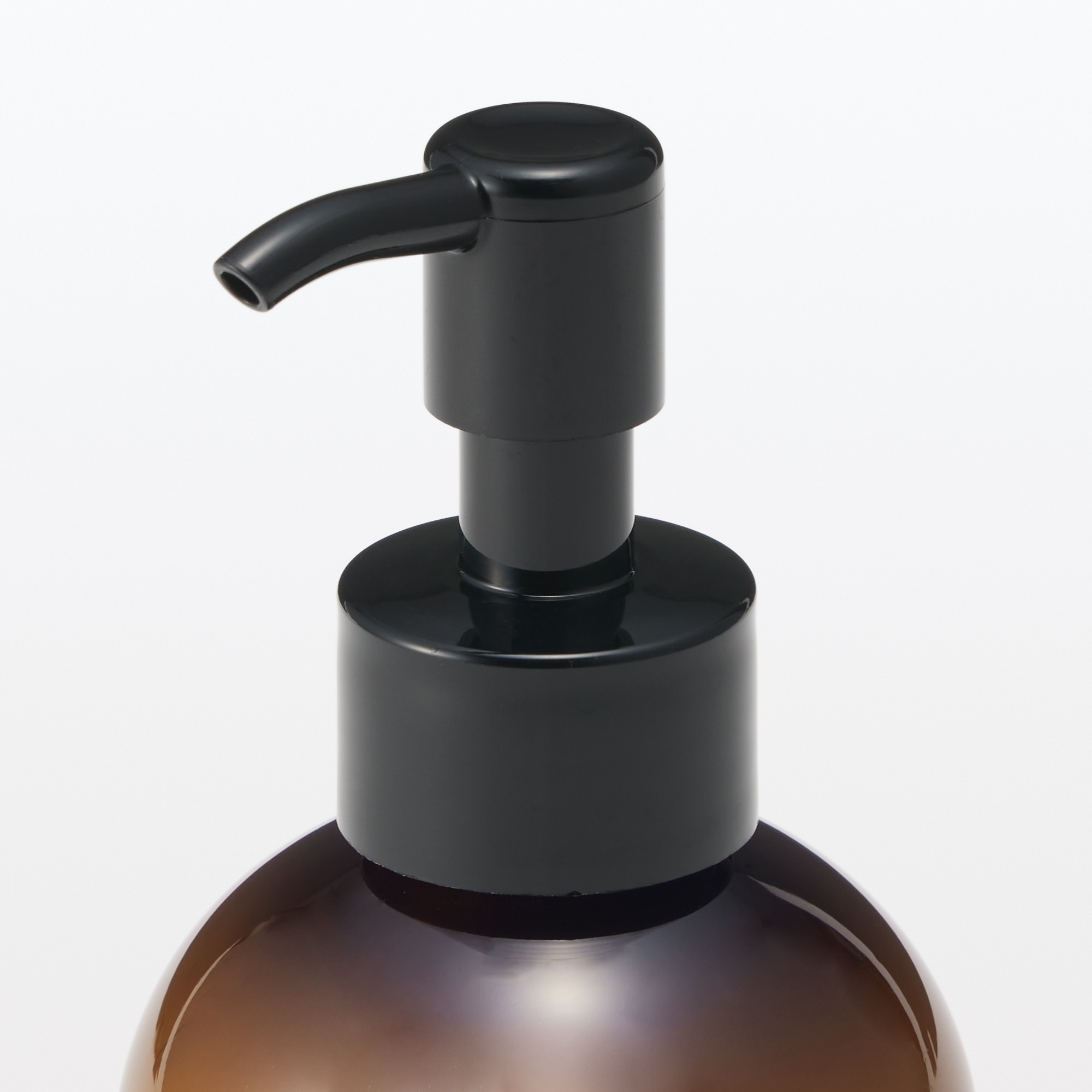 ESSENTIAL OIL AROMA BODY MILK JAPANESE CYPRESS & LAVENDER